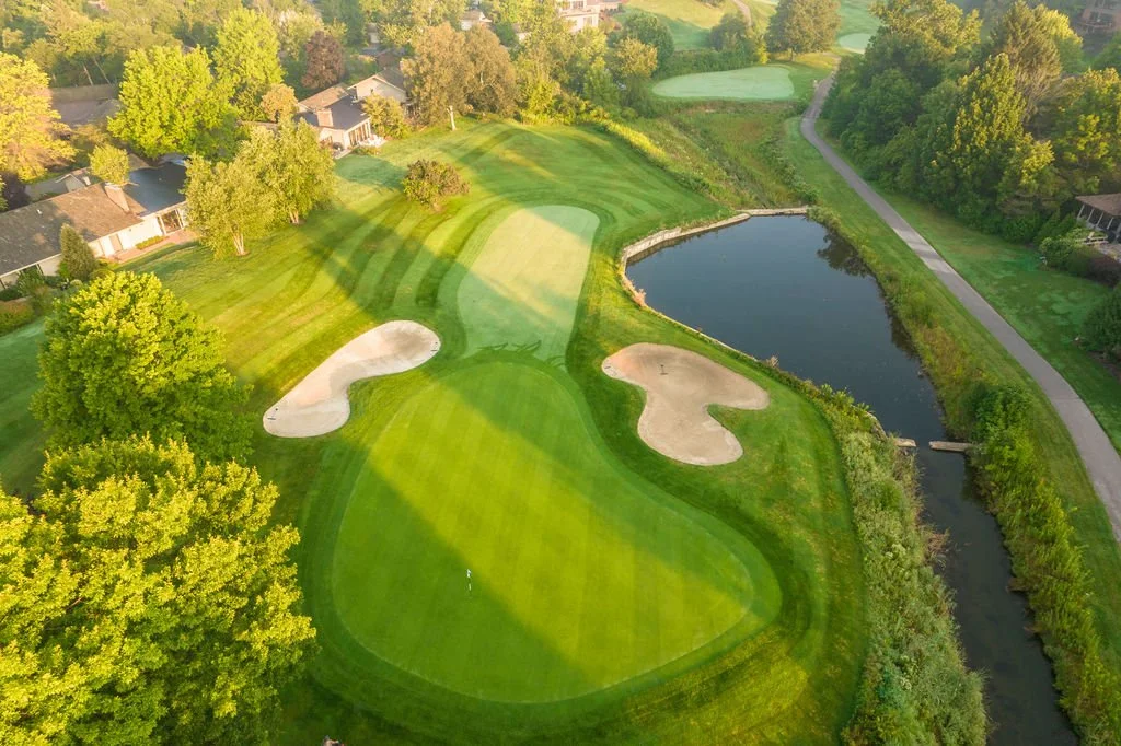 Club Walden, Aurora, United States