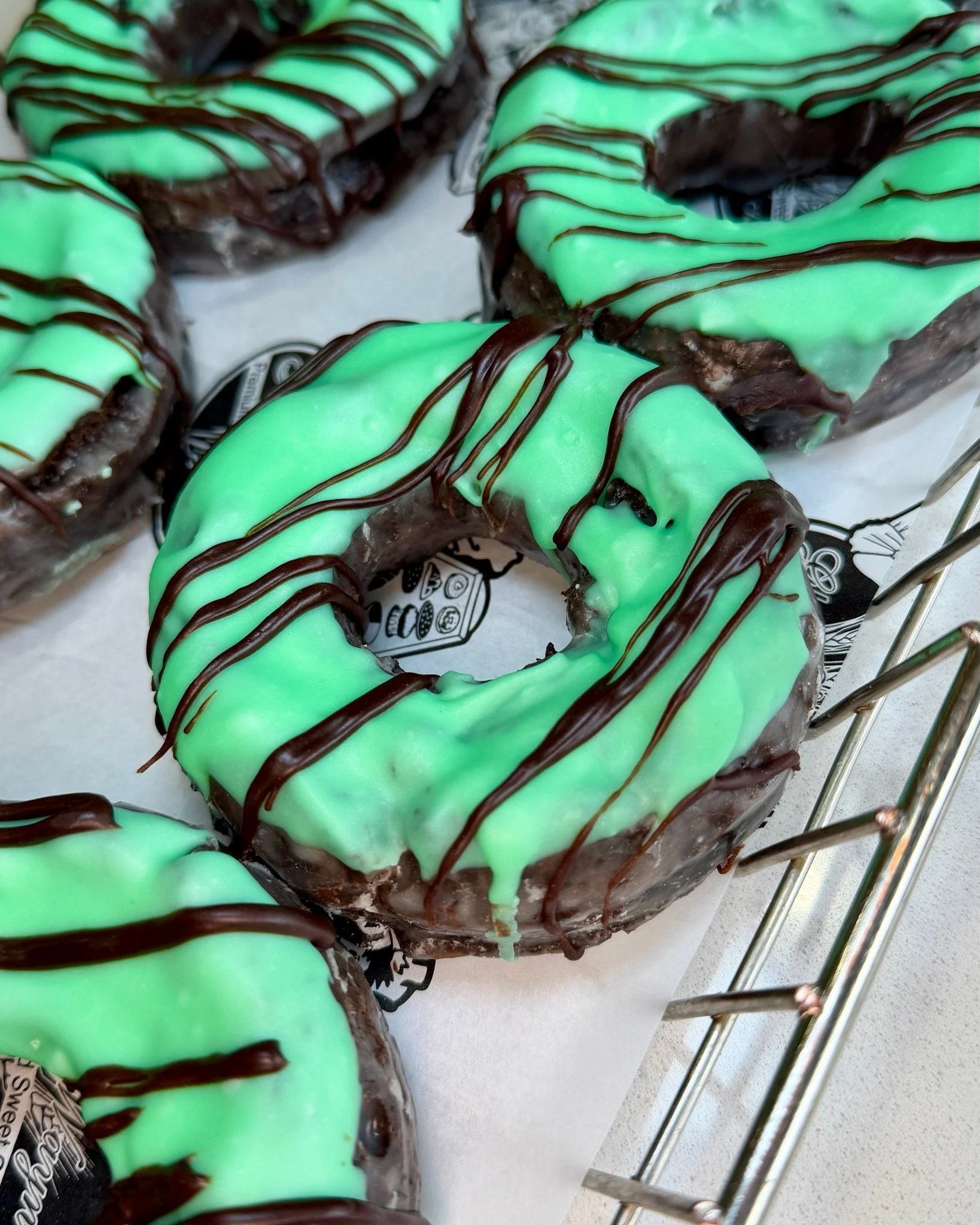 New in the case: Mint Chocolate Cake Donuts.

Rich chocolate cake meets cool mint flavor in a donut that stands out from the first bite. If mint and chocolate are your kind of combo, you&rsquo;ll want to try this one at Glenn Wayne Bakery. 🍫🍩🌿