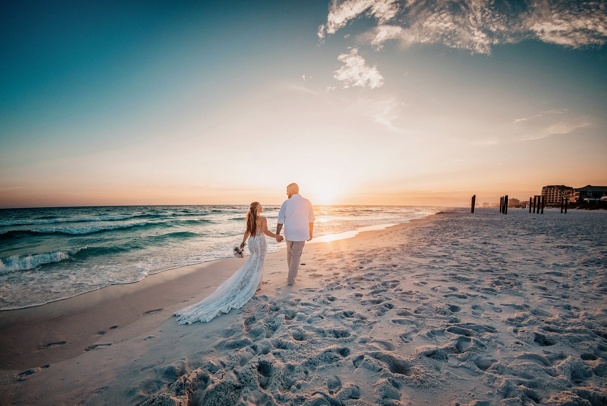 An IntimateAn Intimate Crystal Beach Ceremony. Lisa and Brody exchanged vows on the sand with 30–40 of their closest family and friends, keeping the ceremony heartfelt and personal.