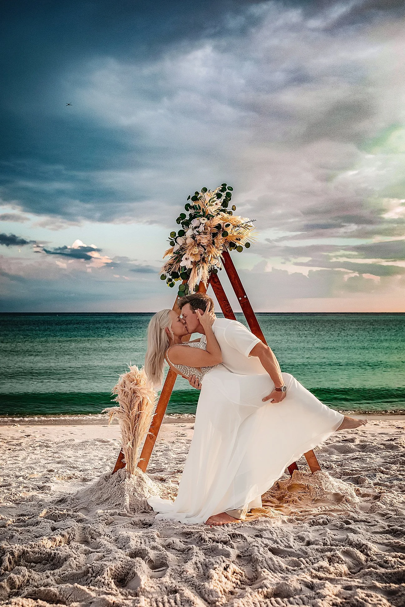 destin-beach-elopement-photographer-sunset.jpg100.JPG