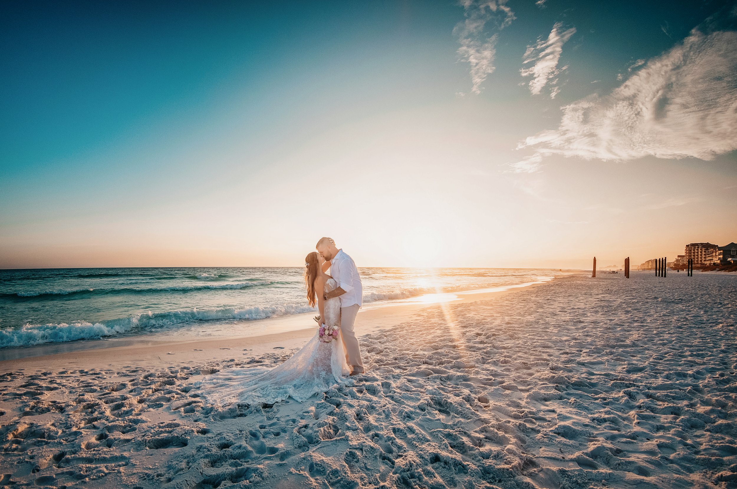 An IntimateAn Intimate Crystal Beach Ceremony. Lisa and Brody exchanged vows on the sand with 30–40 of their closest family and friends, keeping the ceremony heartfelt and personal.
