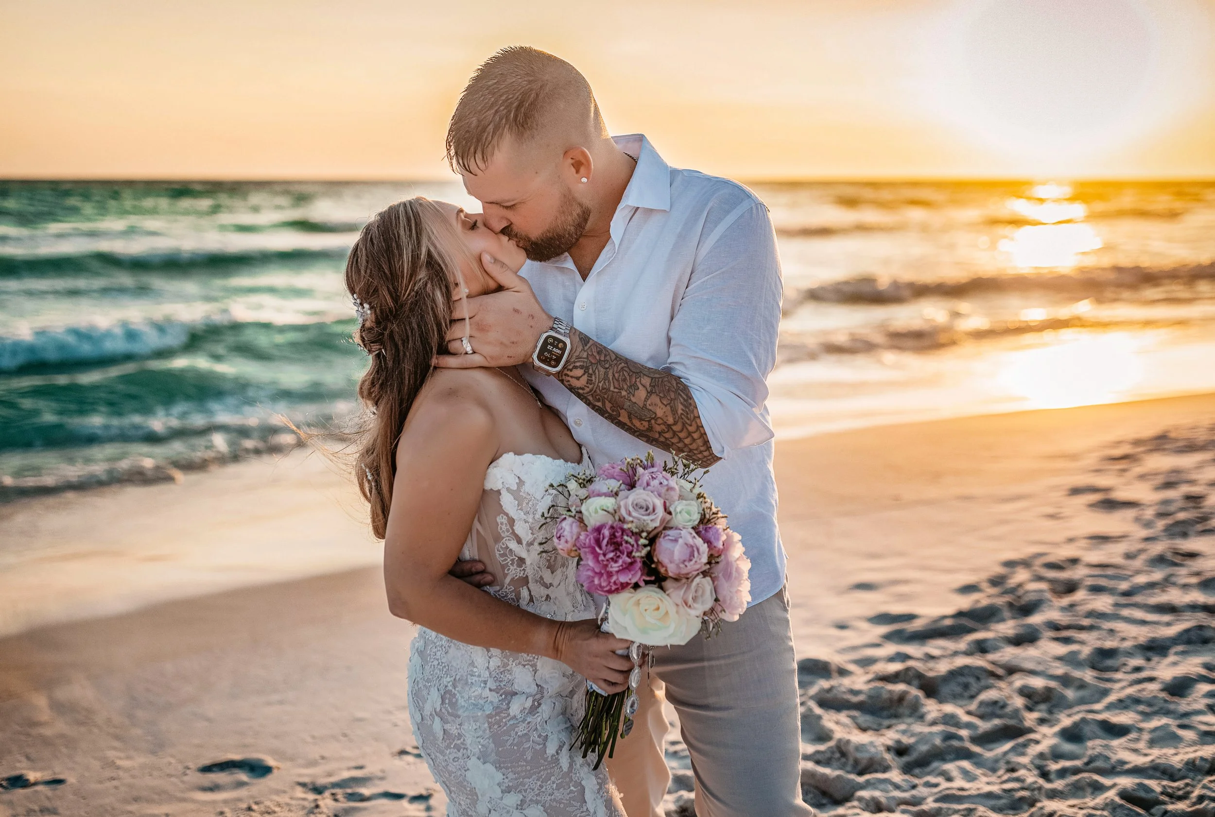 An IntimateAn Intimate Crystal Beach Ceremony. Lisa and Brody exchanged vows on the sand with 30–40 of their closest family and friends, keeping the ceremony heartfelt and personal.