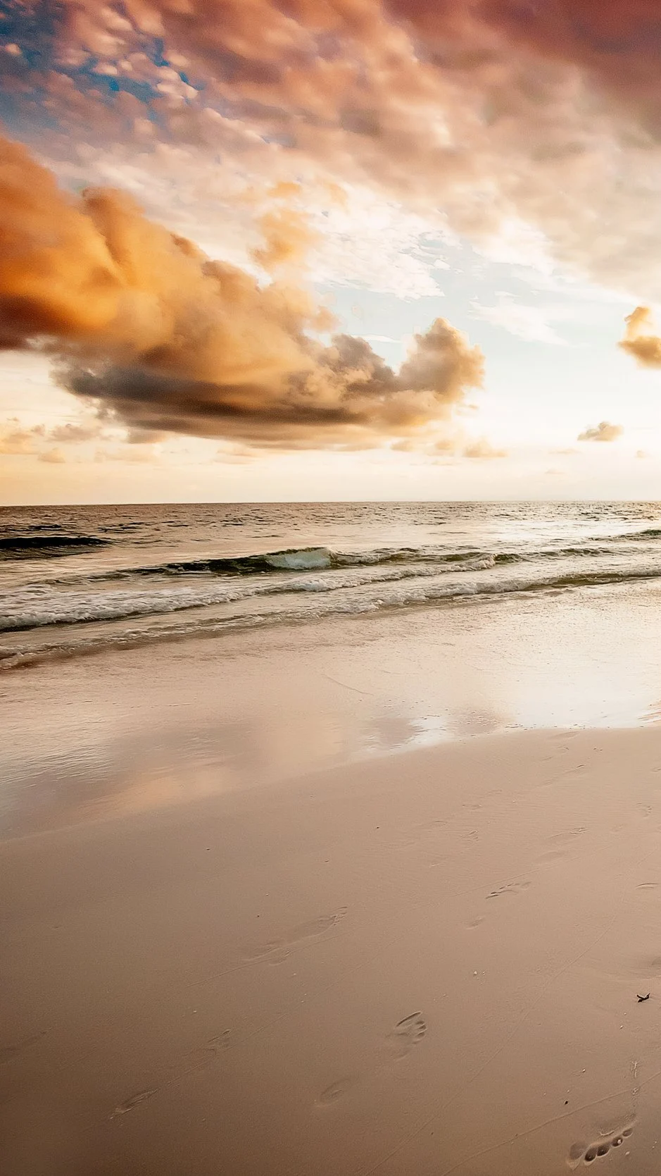 Peaceful sunset beach scene along Scenic 30A in Santa Rosa Beach, Florida, showcasing the natural coastal beauty often featured in 30A family photography sessions.