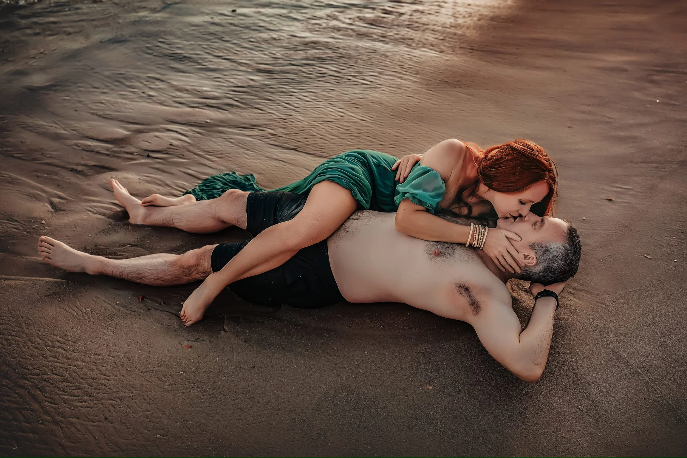 A couple embraced on Miramar beach