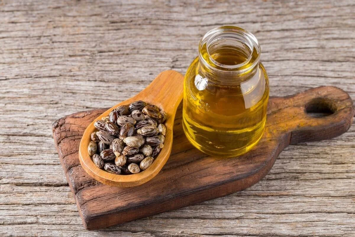 The Healing Power of Castor Oil Packs: A Gentle Detox for Mind and Body