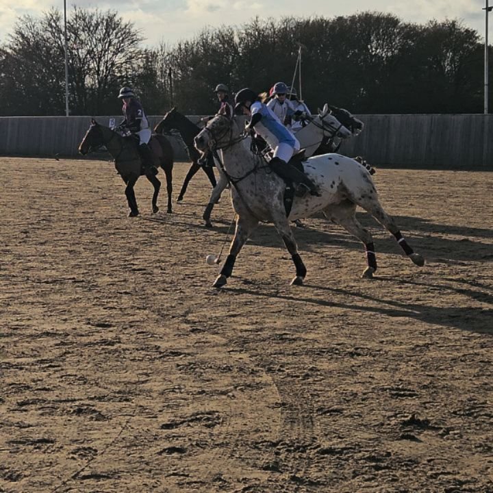 Cracking final match at @silverleyspolo to wrap up our arena season, what a fantastic few months we have had, thank you for having us! now for ponies and players to rest and enjoy the christmas holidays