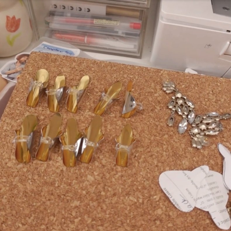 I then created finger cuffs to accessorize instead of the gloves.