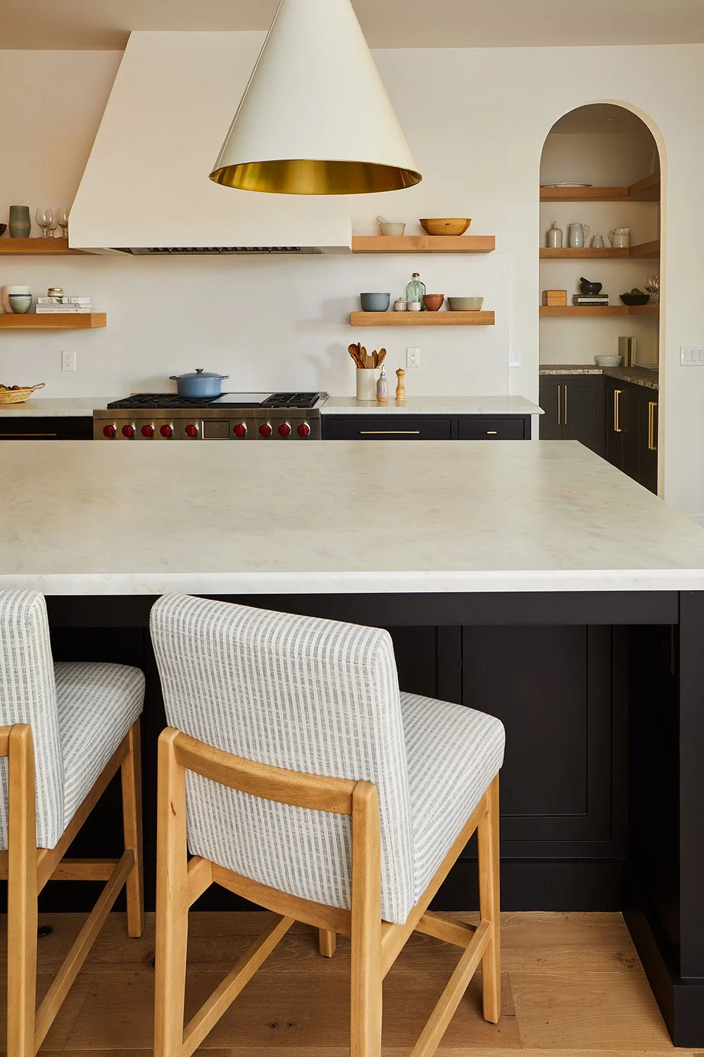 Shot 72-9915-11 Prosecco Quartzite.jpg