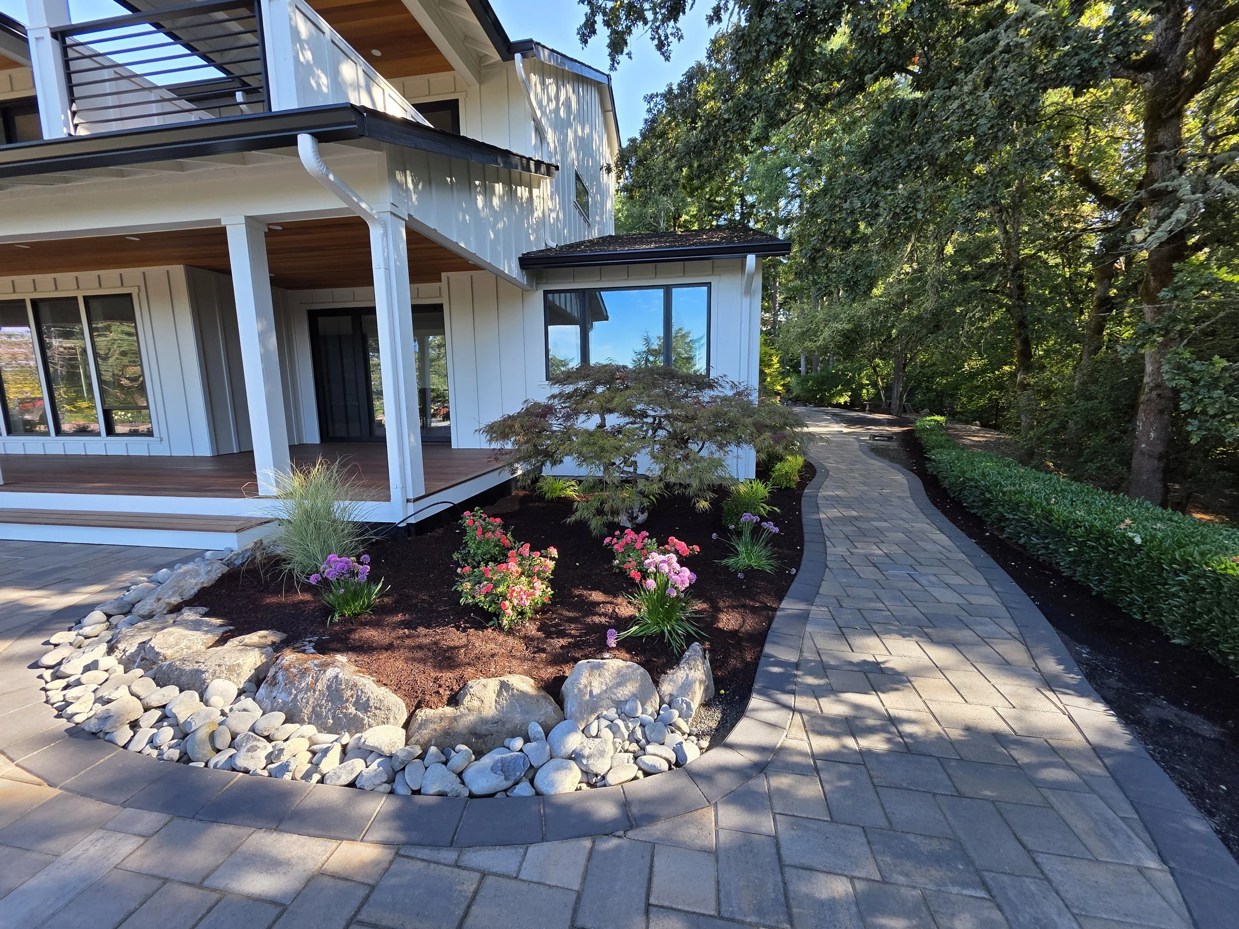 Why Fall Is the Best Time to Rethink Your Yard Design