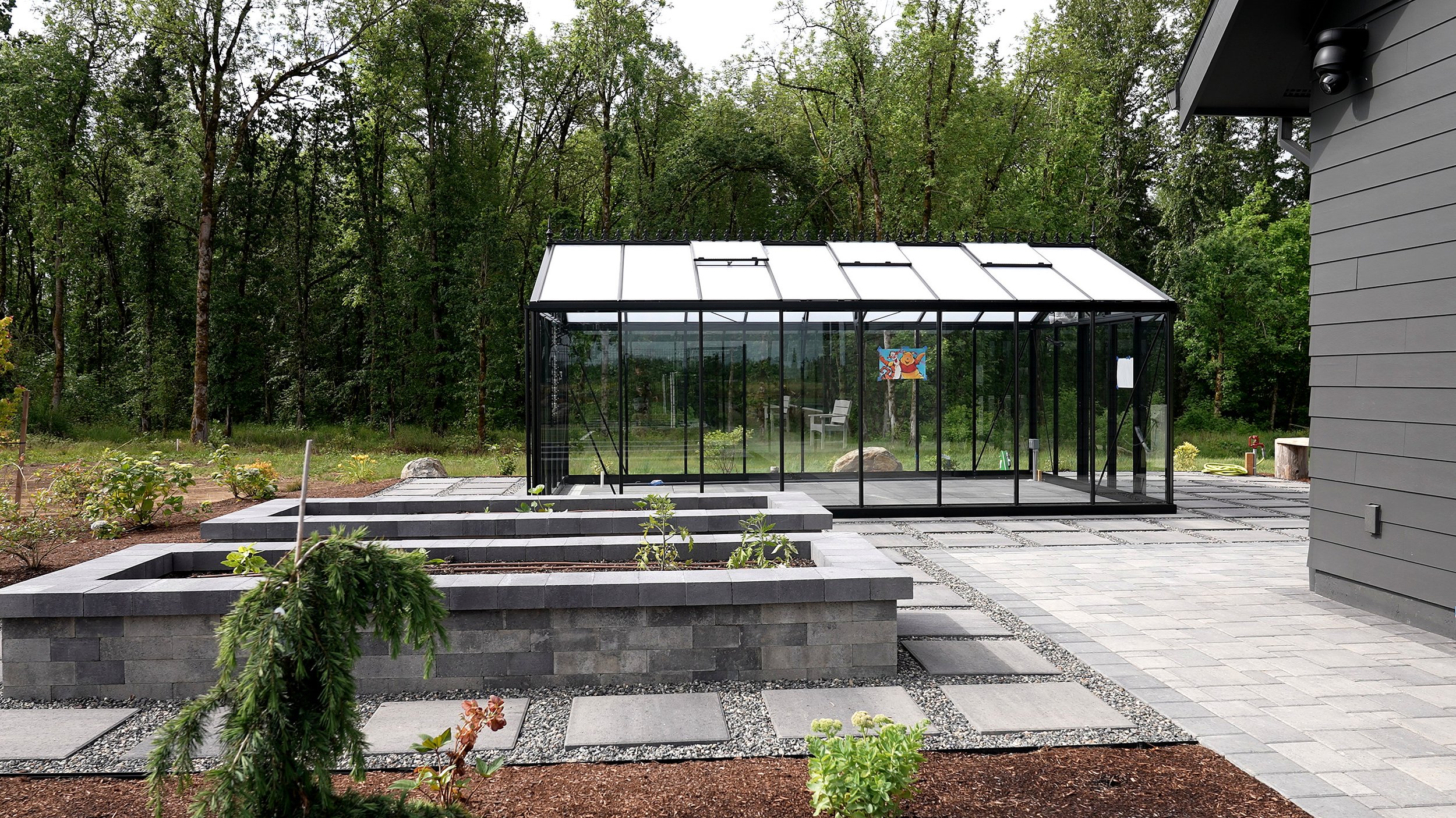 Greenhouse-Exterior-Raised-Beds-03-Canby-Oregon-Summit-Landscape.jpg
