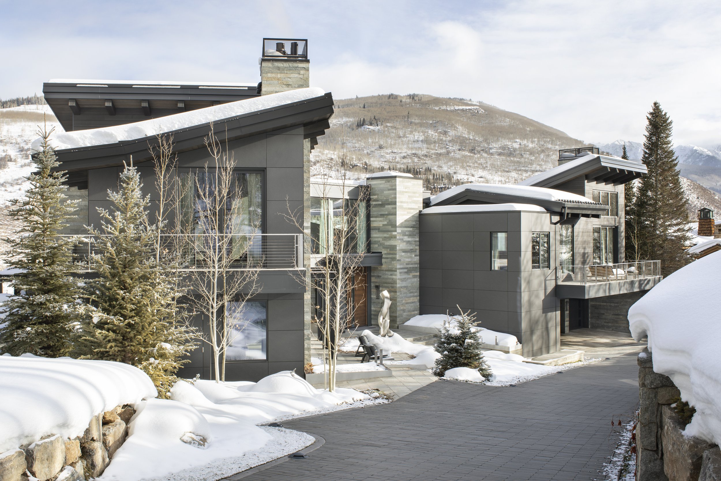 16-perfect-winter-home-snow-modern-brick-mountainous.jpg