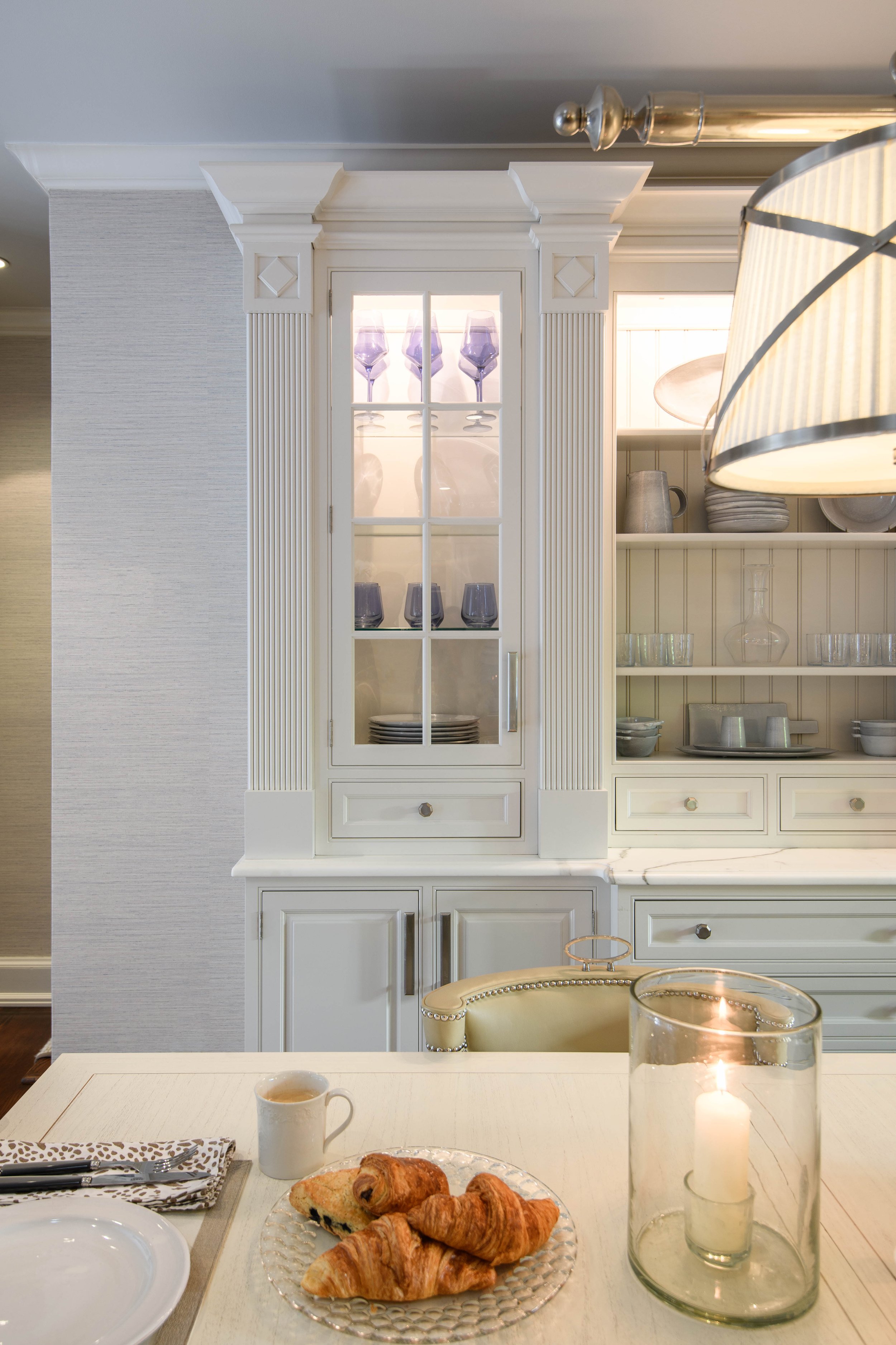 14-simple-light-white-cabinets-textured-kitchen-westechester-rinfret-interior-designs.jpg