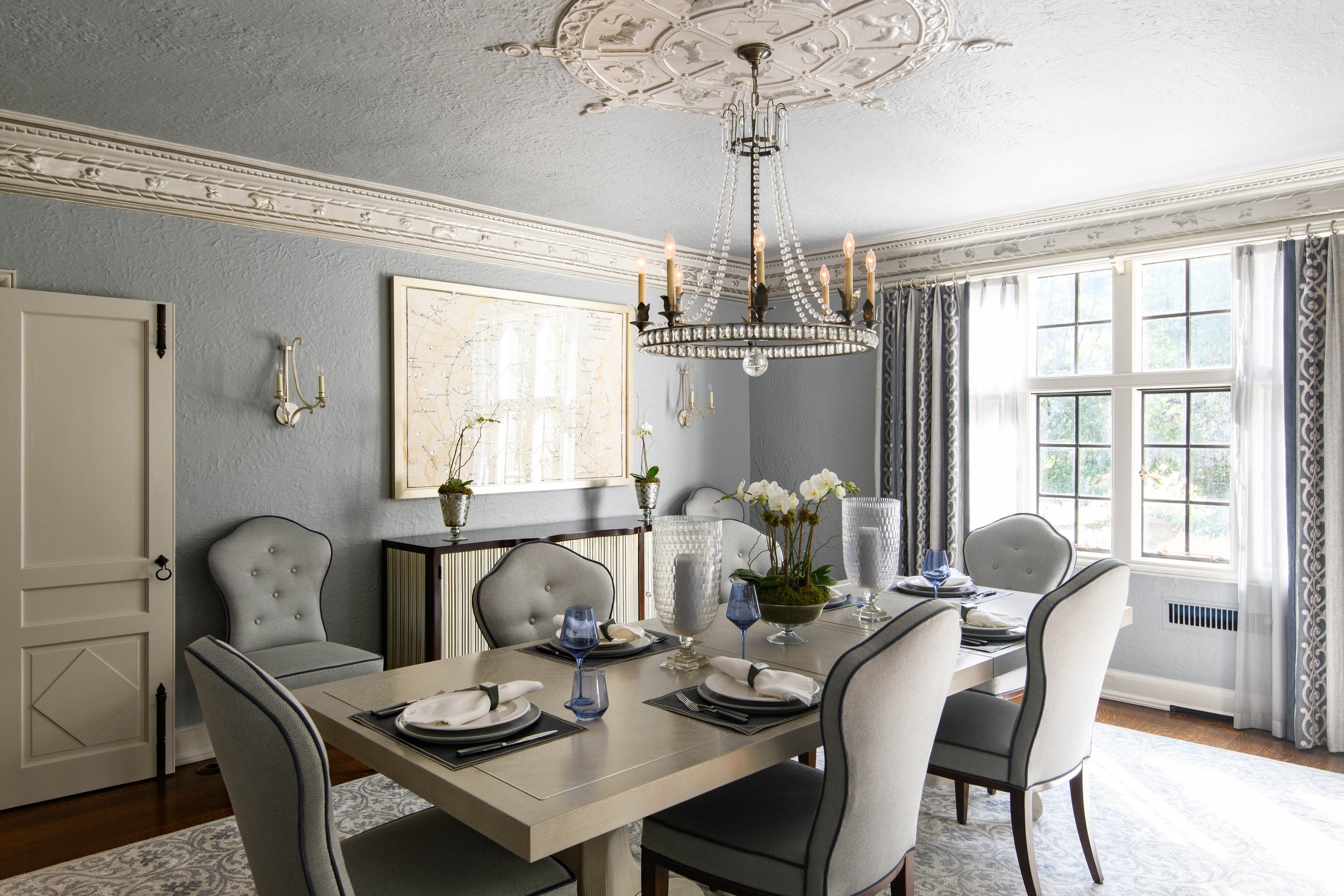 7-dining-space-classy-table-chic-decor-westechester-rinfret-interior-designs.jpg