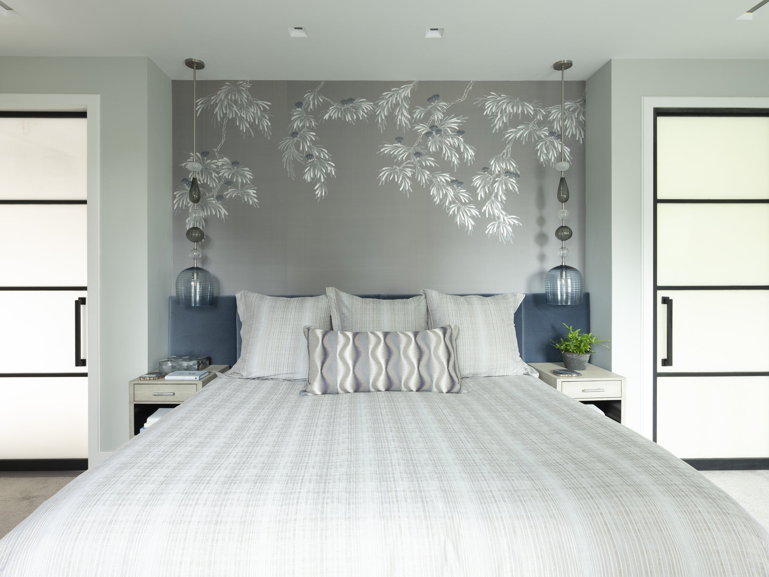 13-unique-wallpaper-bedroom-details-blue-silver-white-gray-color-palette-simplisitc-manhattan-penthouse-rinfret-interior-designs..jpg