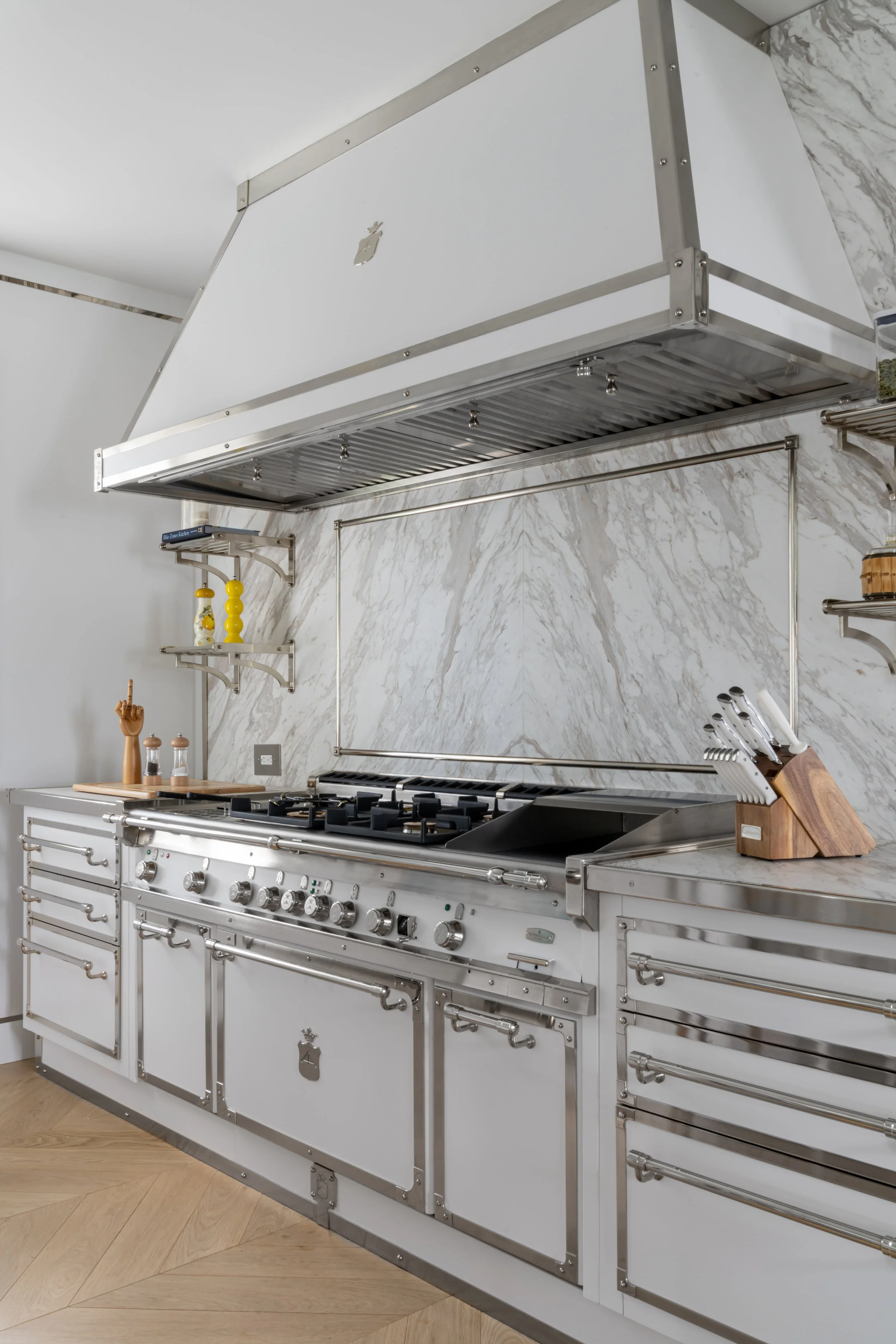 075 Hilfiger Residence - Venjhamin Reyes.jpeg