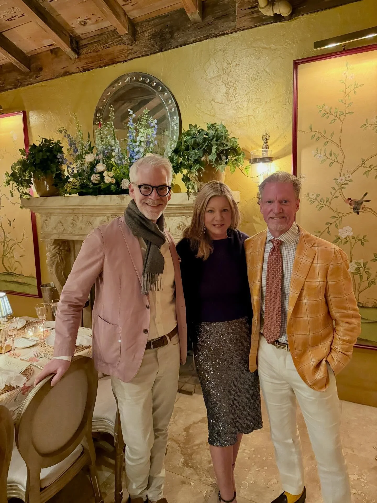 Our hearts are so full after a wonderful week @palmbeachdesigndays ✨ Fabulous friends, colorful dresses, and the most gorgeous tablescapes everywhere we turned - and we&rsquo;re still glowing from Taylor&rsquo;s panel discussion on all things &ldquo;