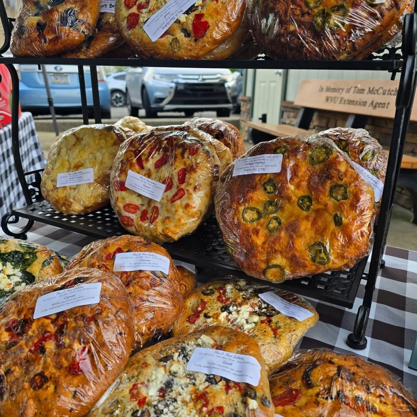 MARKET DAY! Baklava and scones lovers rejoice, for we* actually got them done this week! Also have some extra pumpkin bagels for our pumpkin lovers 🎃 aaaand all your usual faves including pumpkin rolls!

Today:
📍 8:30-12 at @morgantownmkt 
📍 10-3 