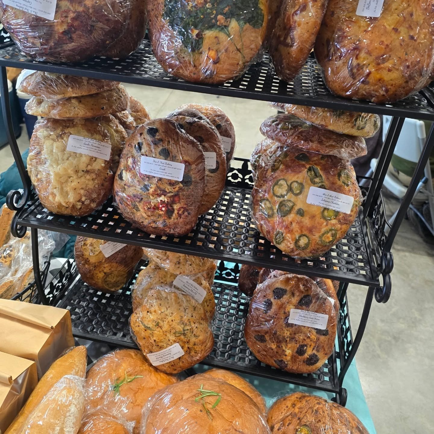 GOOD MORNING MORGANTOWN AND GRANVILLE!

Baked goods ✅️
Headache ✅️
Caffeine ✅️

We are ready for you at @morgantownmkt from 10-12 and the bakery from 10-3! We are RAMPING UP for the holidays so swipe for info on our OPEN HOUSE, PRE-ORDERS, and genera