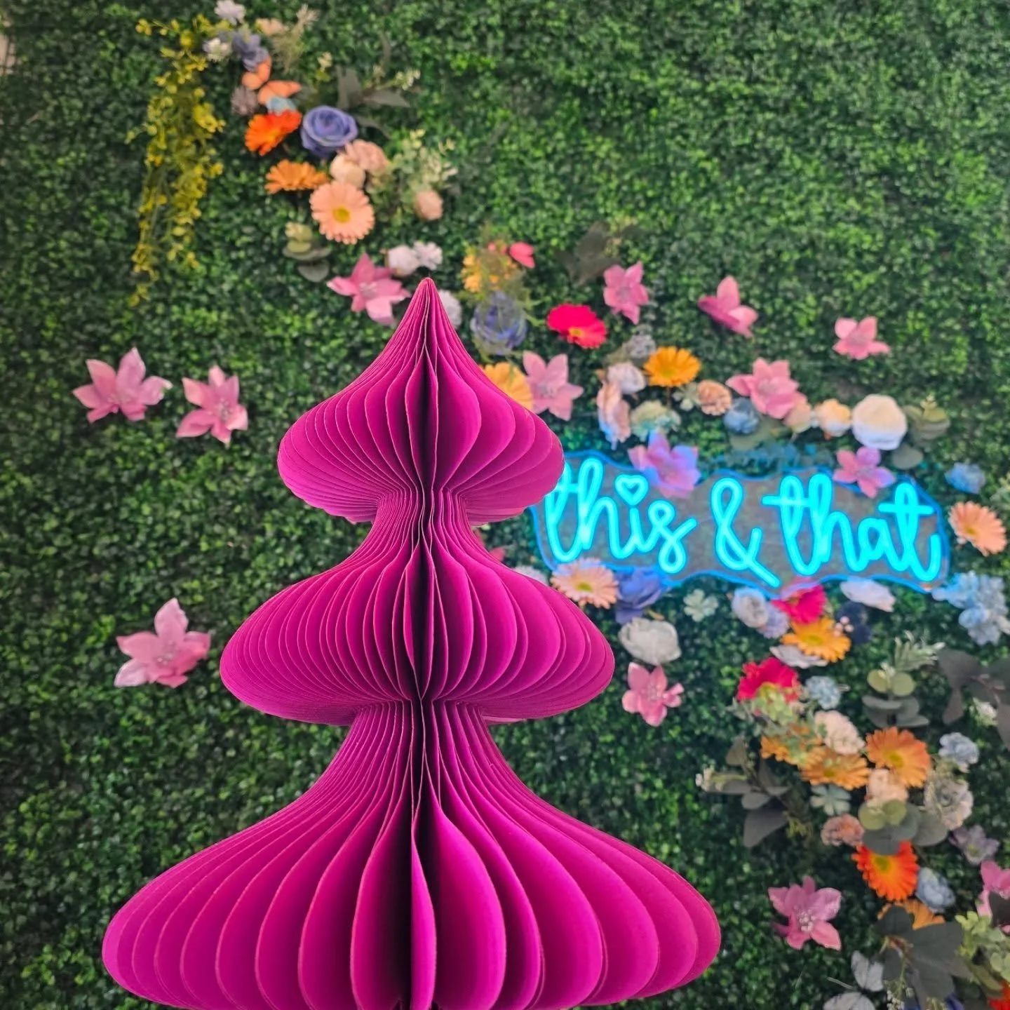 STILL SHOPPING? WE'RE STILL OPEN! ‼️
More below ⬇️ Here from 10-2!
Swipe to the end for our Holiday hours ➡️ - we are taking a few days off after all of this 🤣
But if we don't see you, Merry Christmas and Happy Holidays!

Still available:
🎄 Peppero