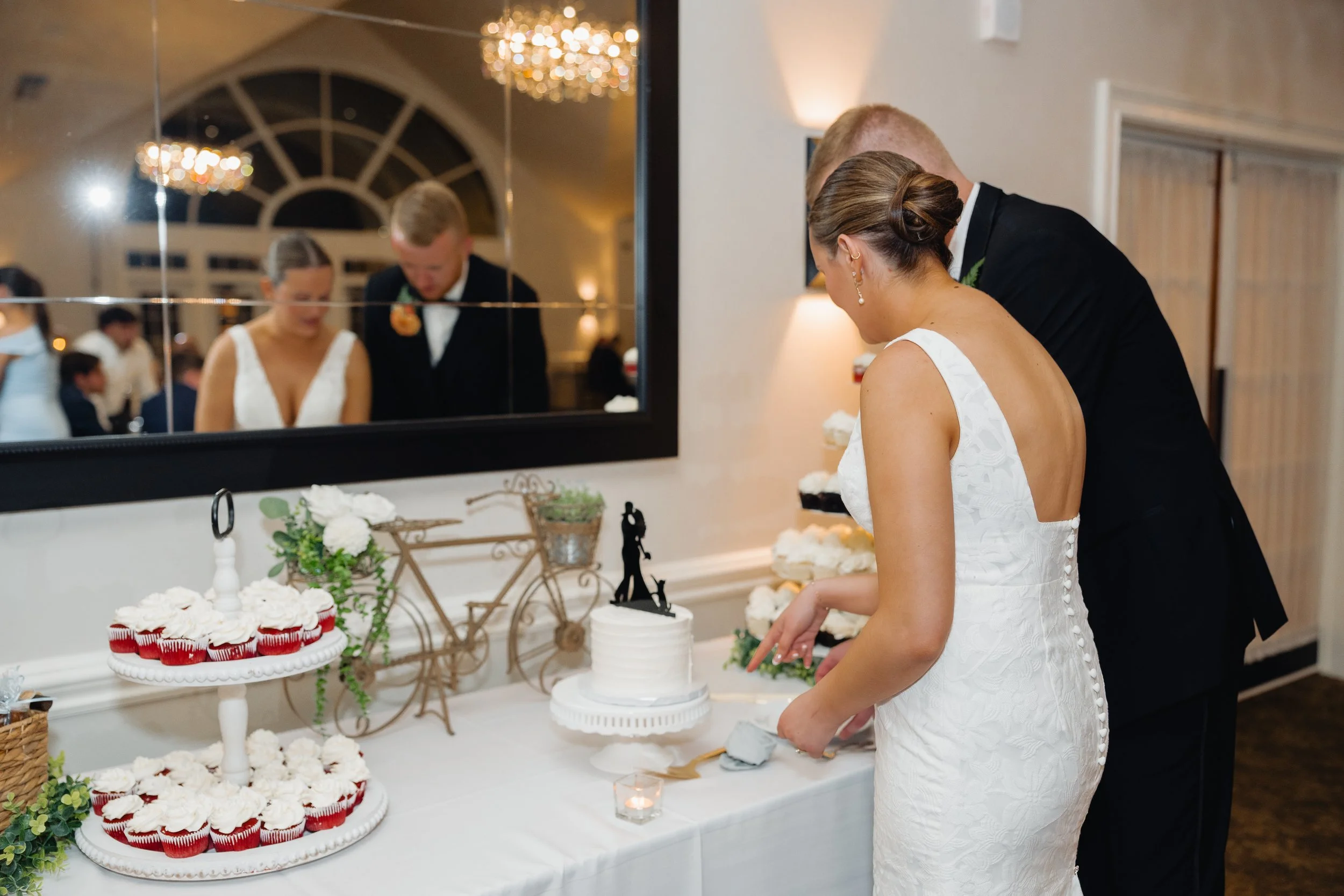 Tess-Shane-TheRiverhouse-6.14.25-827.jpg
