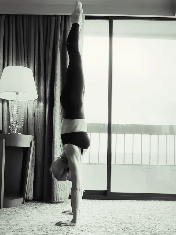 Mostly London 🇬🇧
Fantastic class at Pineapple 💃
&lsquo;Ancient India: Living Traditions&rsquo; at British Museum 
Handstand &amp; broccoli in Toronto 🥦