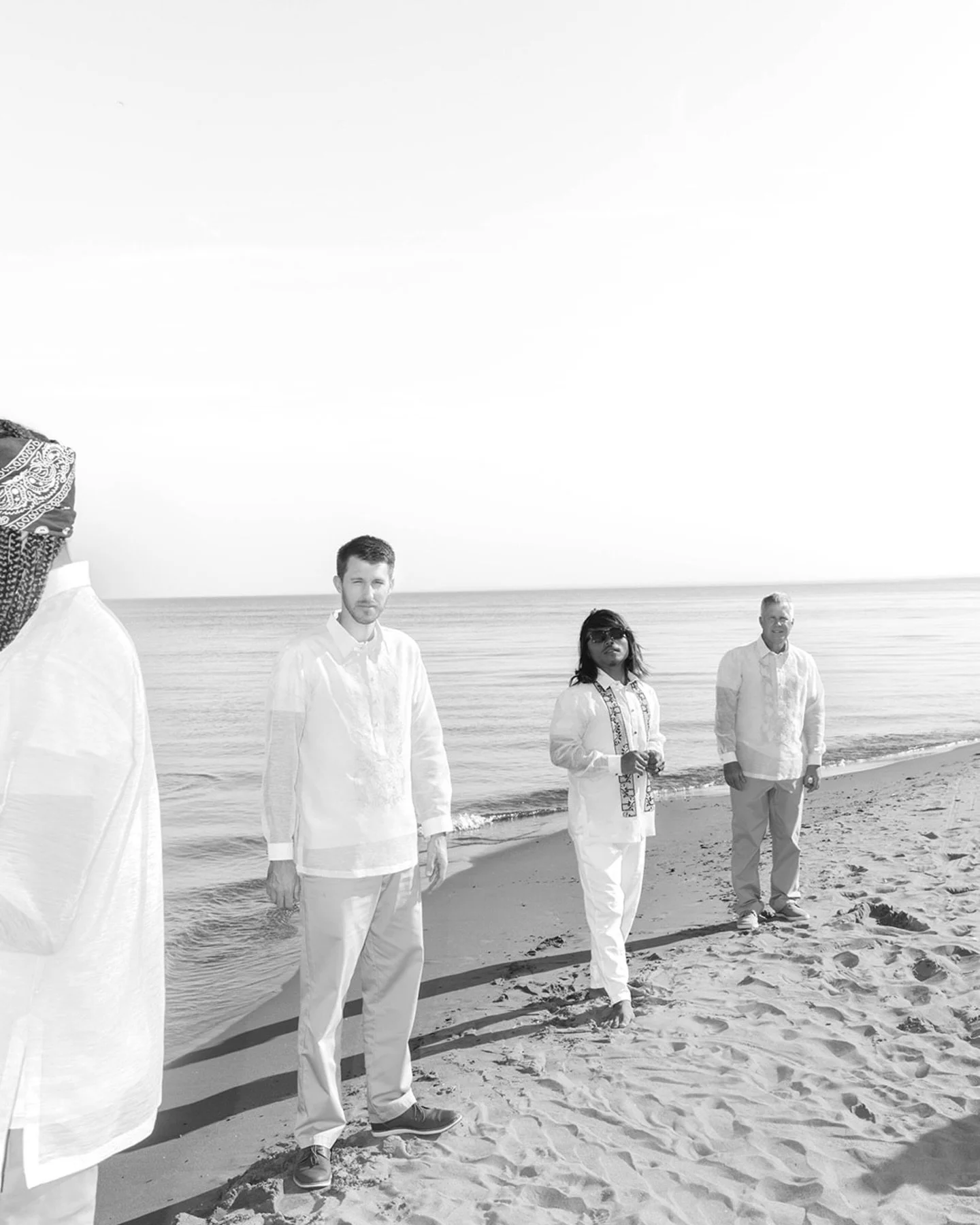 Strangely I thrive within the chaos and pressure of a big wedding day, but there is something to be said for a more intimate day. The kind where you simply skip rocks on the beach in the afternoon sun, your niece and nephew climb the sand dunes&helli