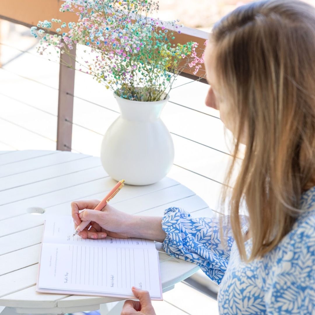 Unlocking the Power of Journaling: 4 Benefits You Need to Know