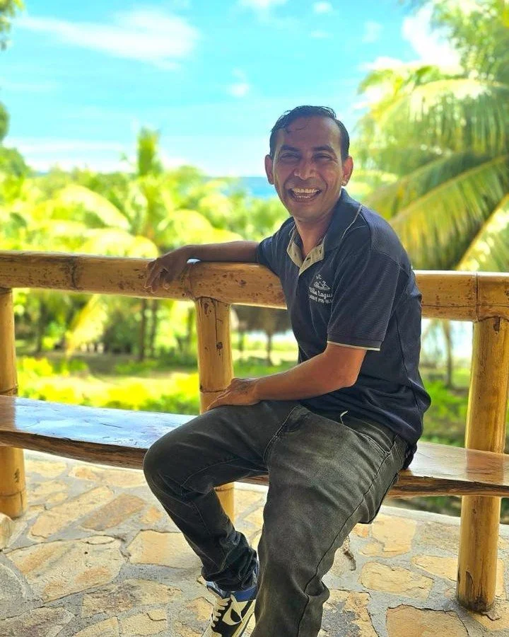 🇺🇸 🌿 Humans of Villa Laguna: Meet &Oacute;scar

Today we'd love to introduce you to &Oacute;scar, one of the friendly faces most guests get to know during their stay at Villa Laguna.

&Oacute;scar joined our team on February 2020. His timing, howe