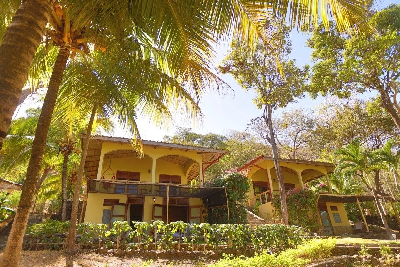 Accommodation options at Villa Laguna in Nicaragua, available for 3 to 8 nights with private bathrooms.