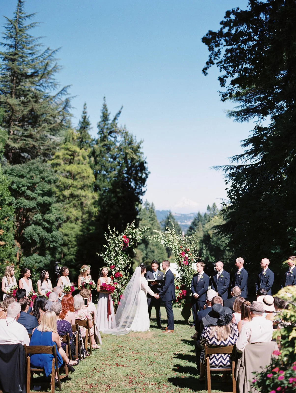 lewis-and-clark-estate-wedding-ceremony-mylyn-wood-photography-22.jpg