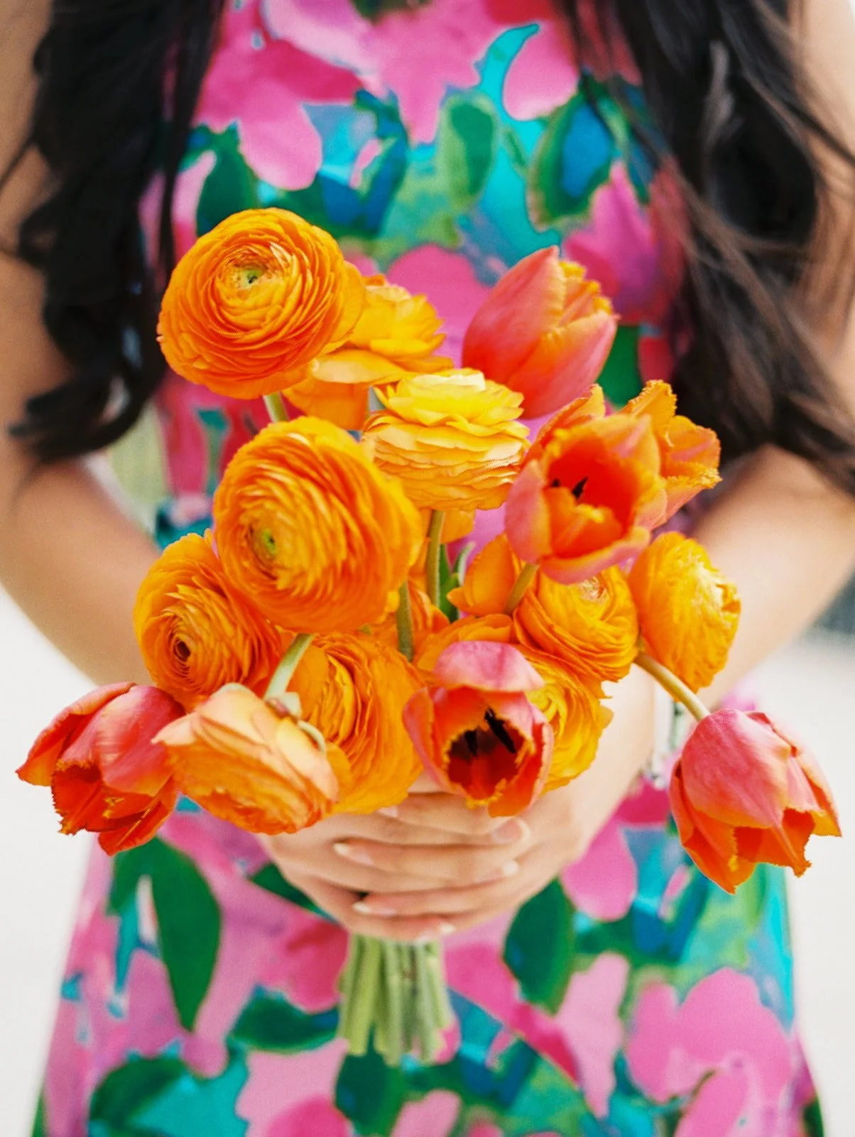 orange-colorful-wedding-bouquet.jpg