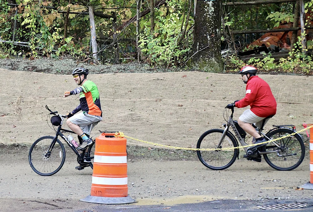  Mass Parks for All Executive Director Doug Pizzi greeted the bikers traversing the Mass Central Rail Trail and hopped on his bike himself to check out the branch from the Assabet River Rail Trail's trailhead. Photo credit: Mass Parks for All. 