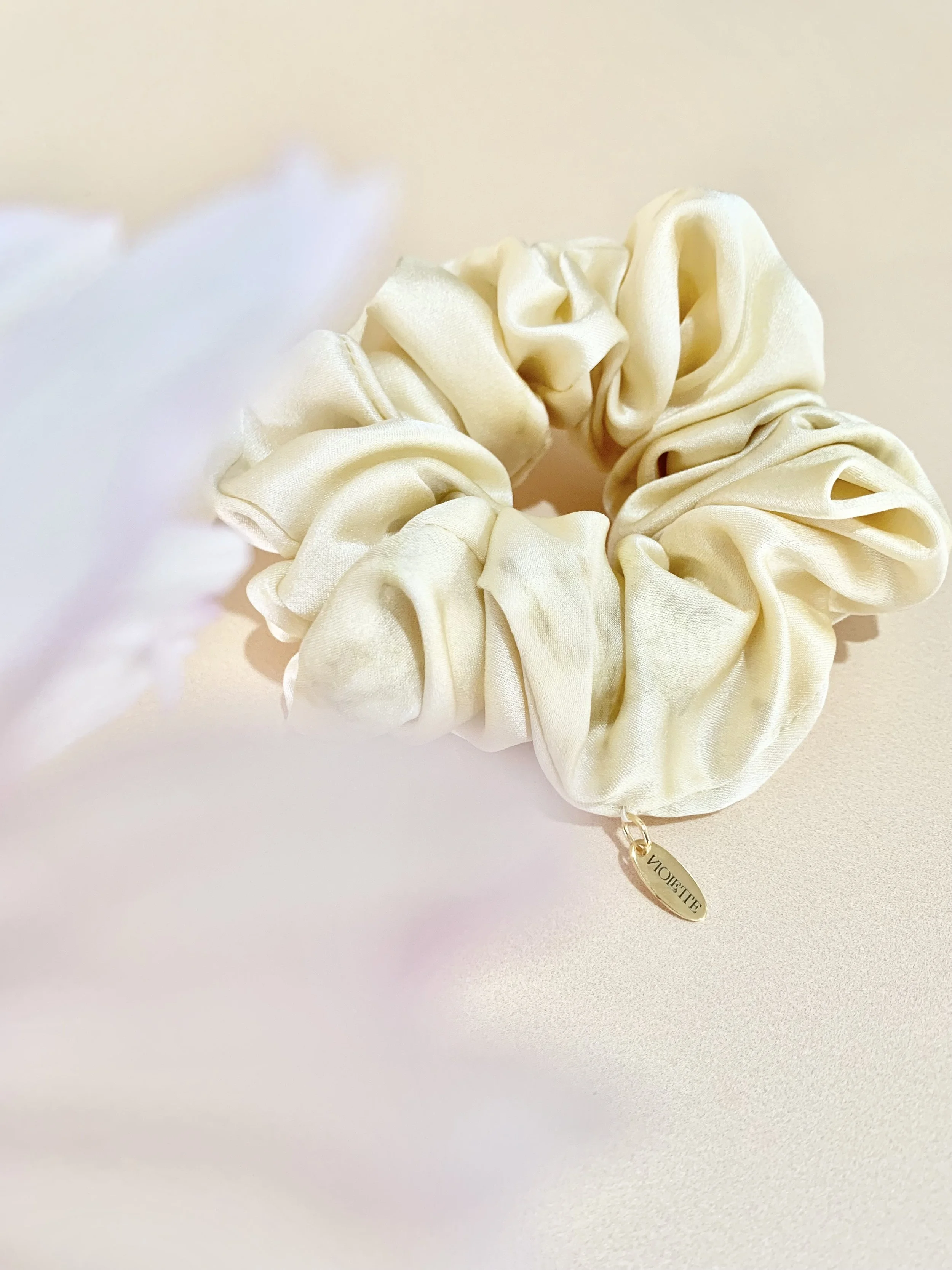 Meadowsweet | Petite Silk Scrunchie