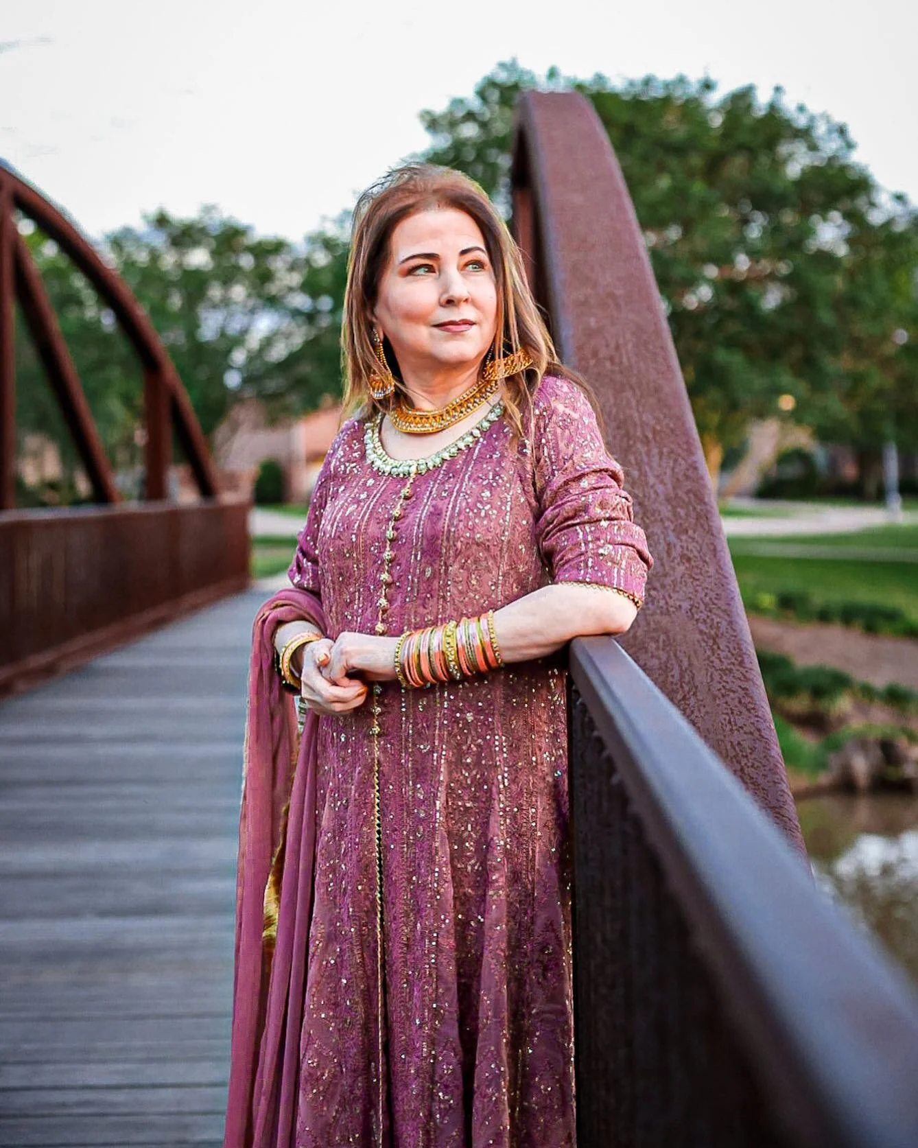 Bridge 

Mother is like a bridge which connects us all. 
Happy Mother&rsquo;s Day and thank you to the fabulous mother 
@rjseemakanwal20 

#mothersday #motherhood 
#momsoftexas #mothersofinstagram 
#bestmom #telfair #sugarlandtx