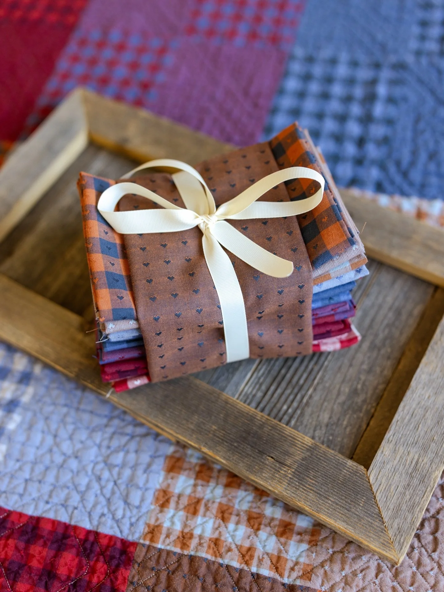 We are LIVE!!!! 🎉
⠀⠀⠀⠀⠀⠀⠀⠀⠀
Truly a pinch me moment. Months of saving, sourcing, and buying. Days of planning, cutting, folding, wrapping, editing, posting, and figuring out all the tech&hellip; all for this moment.
⠀⠀⠀⠀⠀⠀⠀⠀⠀
I&rsquo;m so excited fo