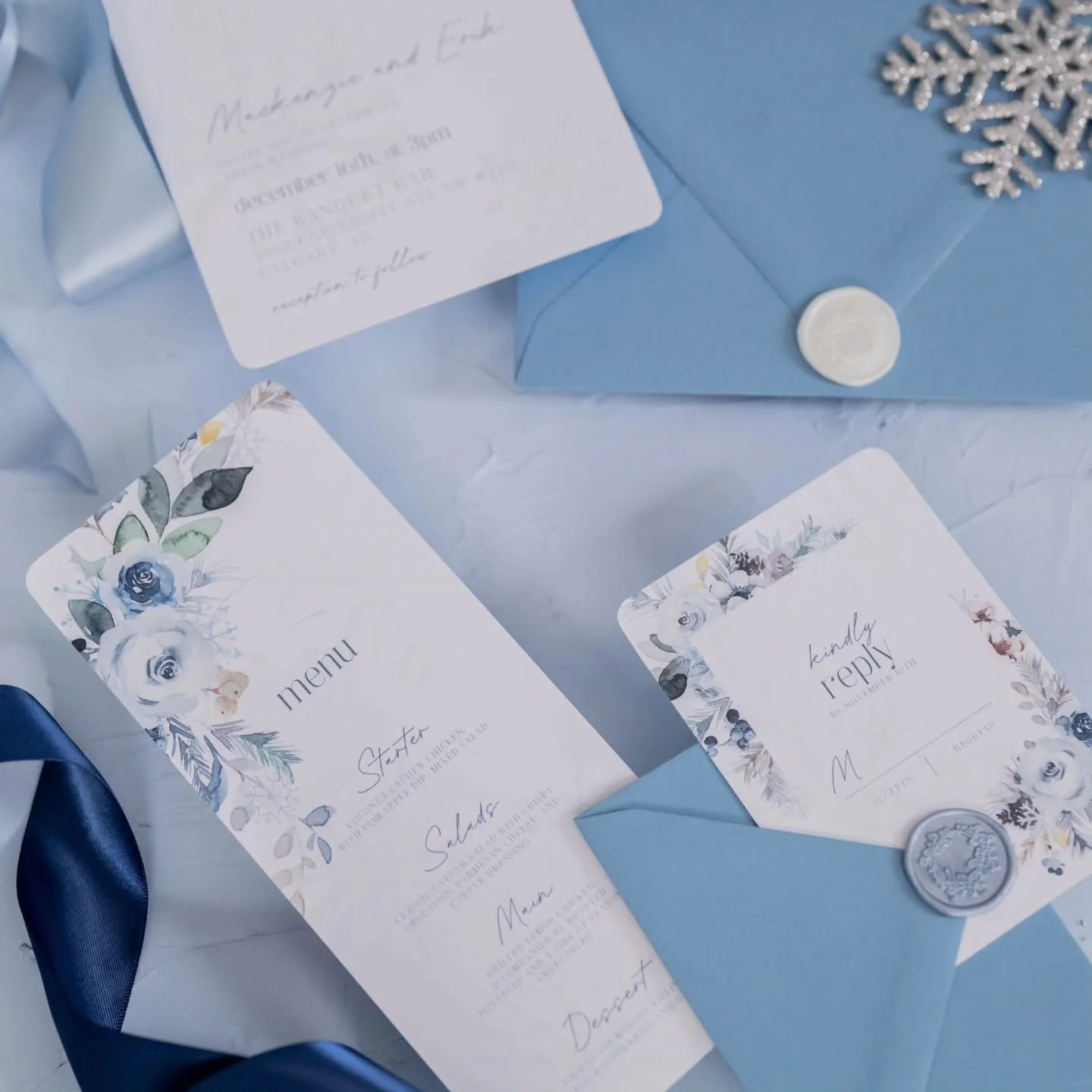 Frosted Romance: the Full Reveal ✨

Here's the winter wonderland we brought to this stunning venue. From the glistening snowflakes that sparked the vision to every detail on and off the table, this shoot was a dream to execute.

A huge thank you agai