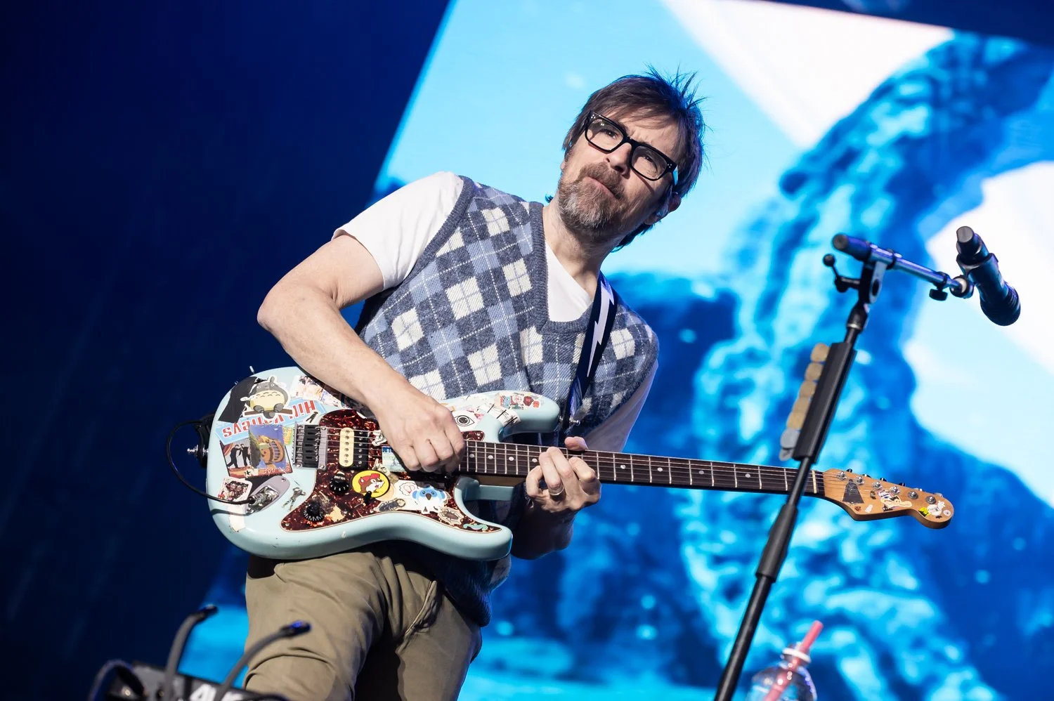 07-11-25_Weezer_RockinThunder_ShannonJohnston-31.jpg