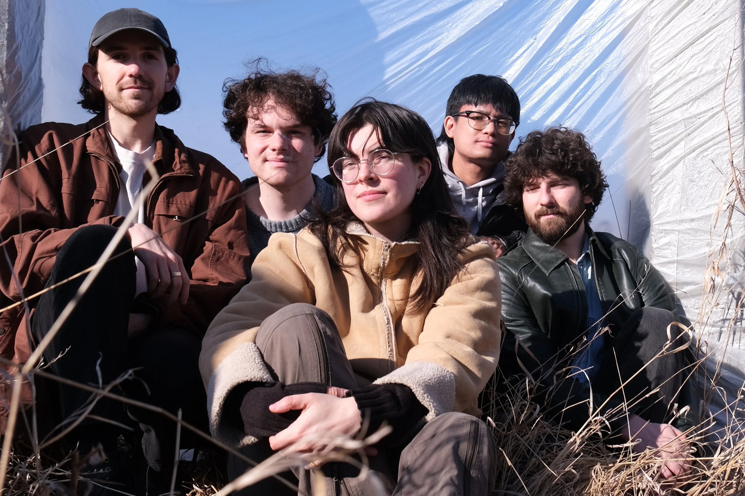 Premiere: Living Hour Capture the Push-Pull of Home on “Texting”