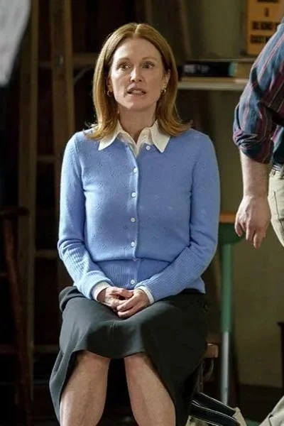 Julianne Moore Steals the Show in The Debut
