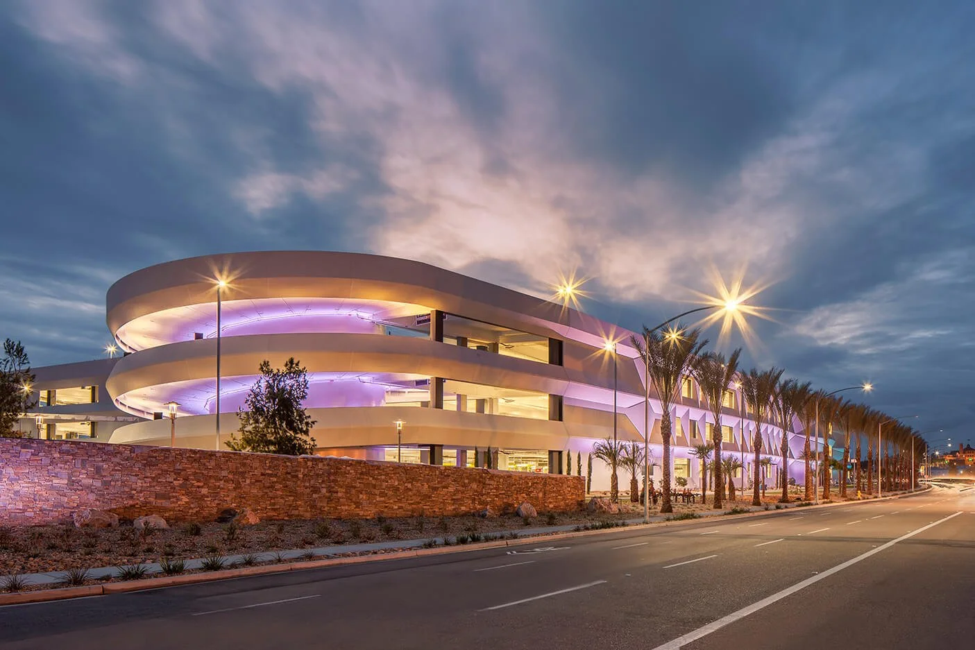 The San Diego Airport Rental Car Facility, 2016.

#tuckersadler #tuckersadlerarchitects #architecture #design #building #modernarchitecture #modernisarchitecture #sdarchitecture