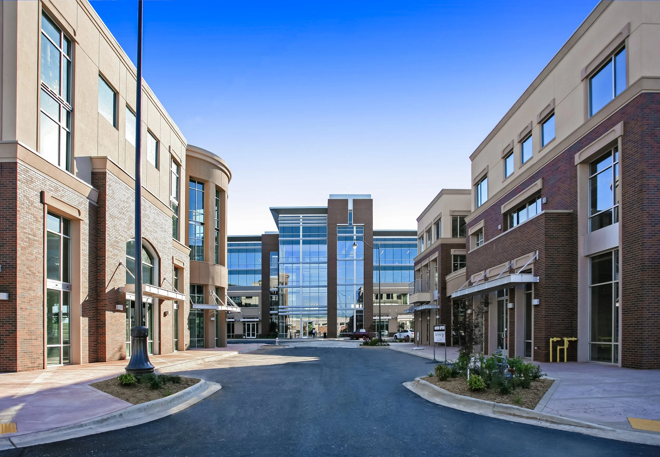 Pinnacle Hills Promenade โ Tucker Sadler Architects