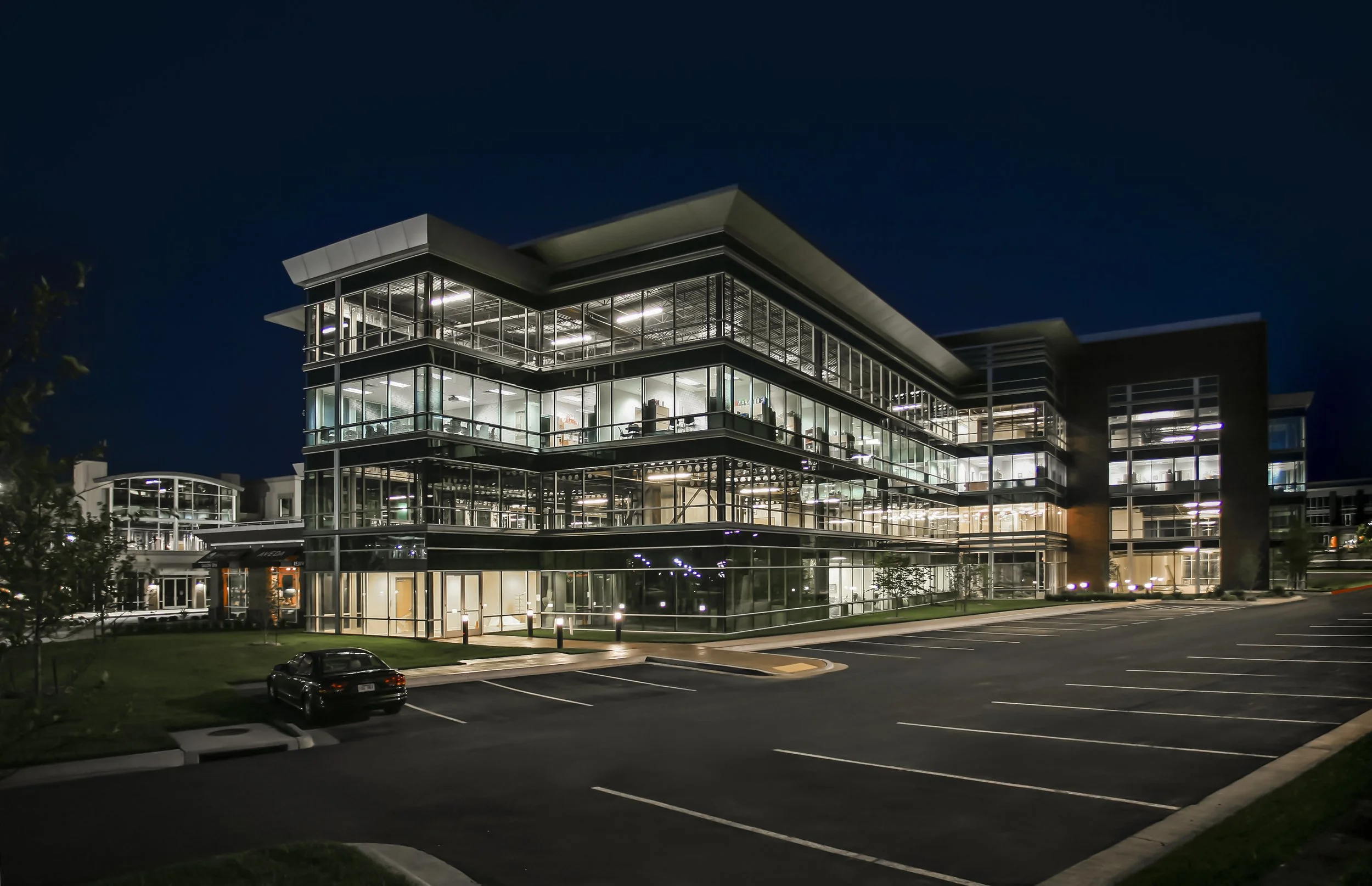 Pinnacle Hills Suites — TUCKER SADLER ARCHITECTS