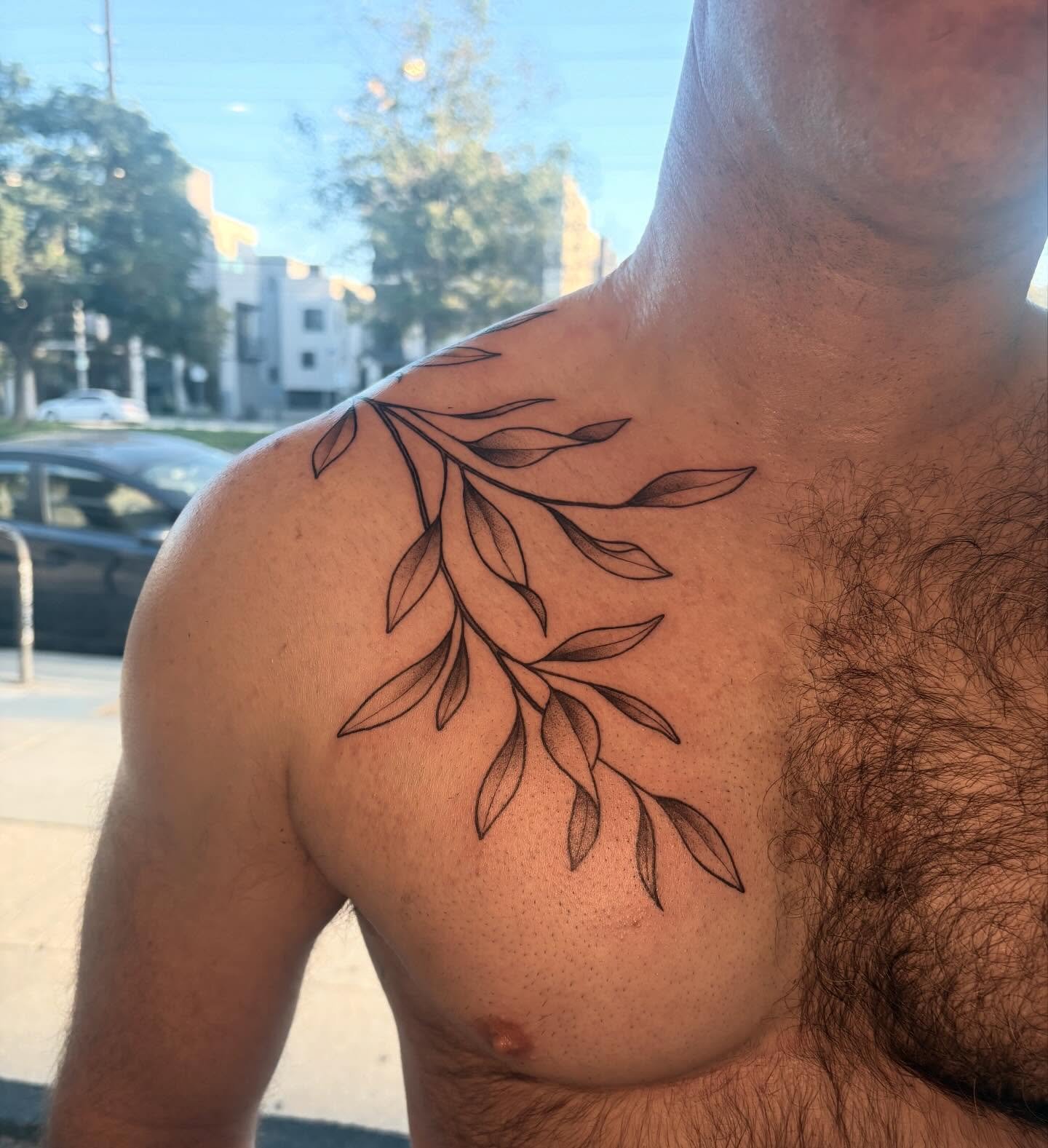 Sage Branch by @hellzbellzink ✨

#botanicaltattoo #junebugtattoo