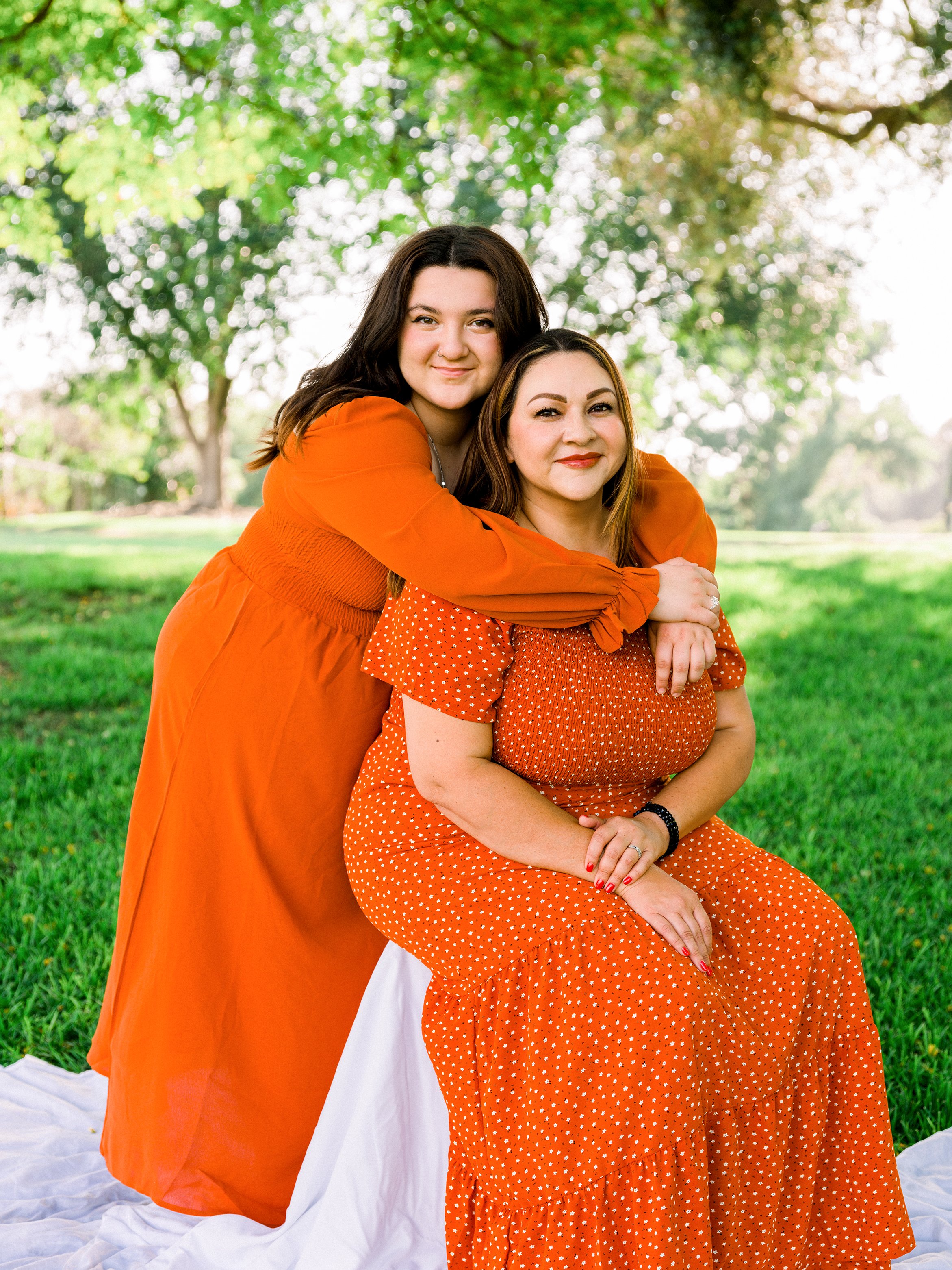 Motherhood Portrait of Lizette and Ilenia