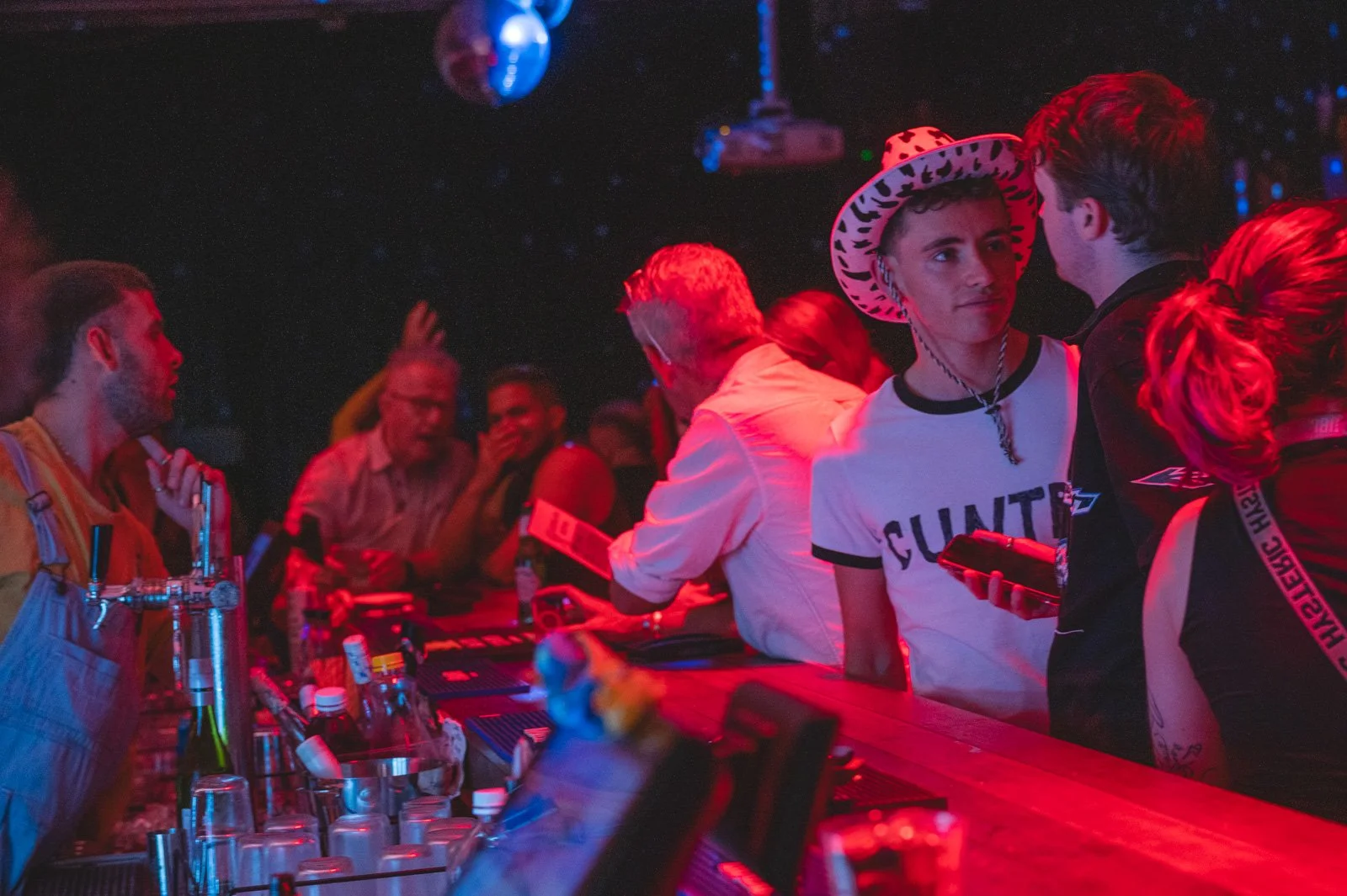 2604 MenAtWork_HairyMarys_3493_Web.jpg