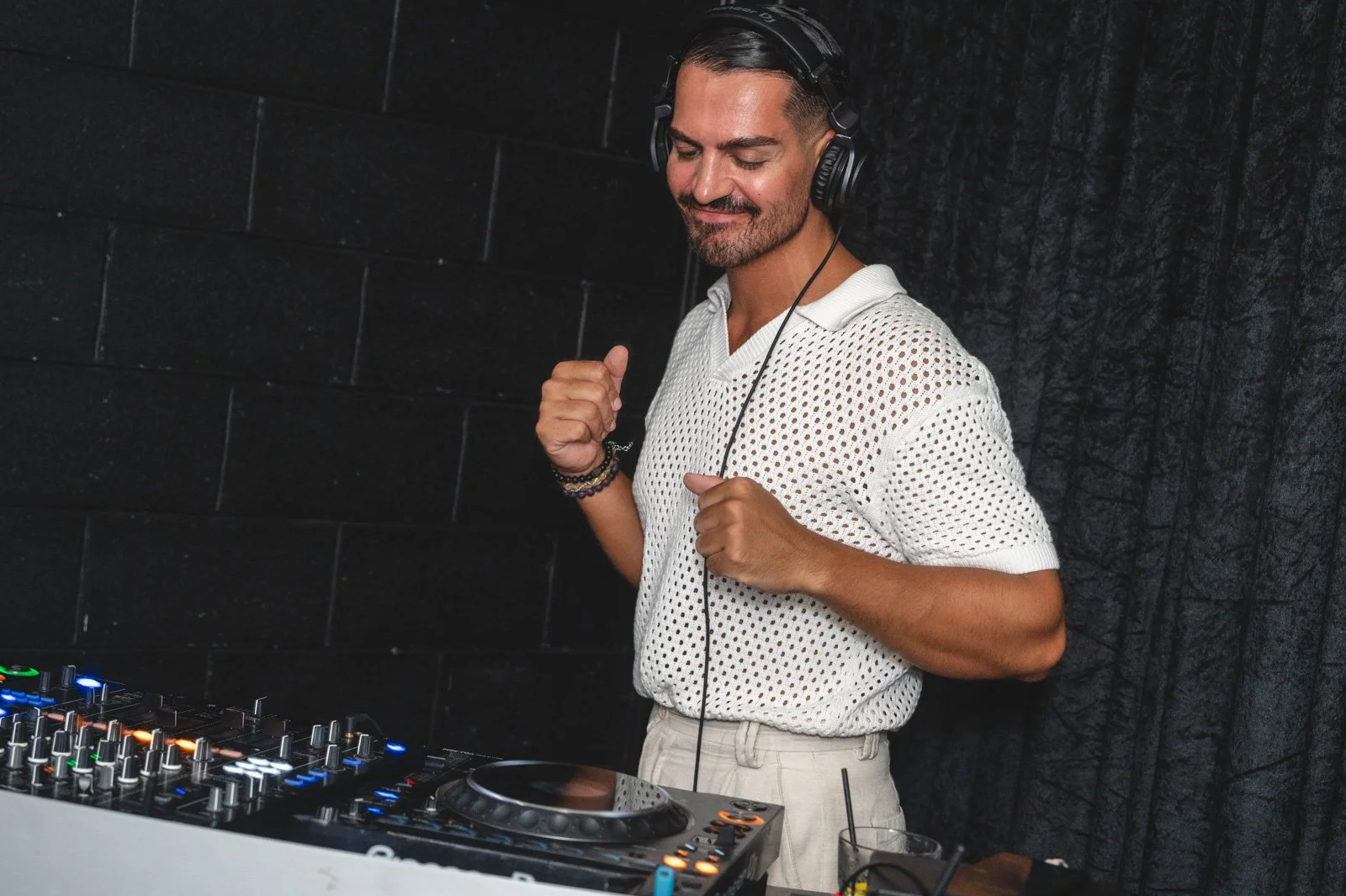 2604 White Party_HMs_4402_Web.jpg