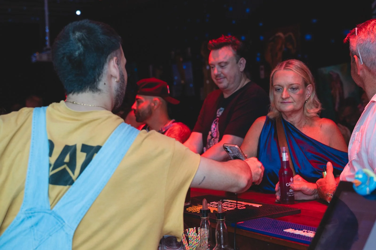 2604 MenAtWork_HairyMarys_3516_Web.jpg