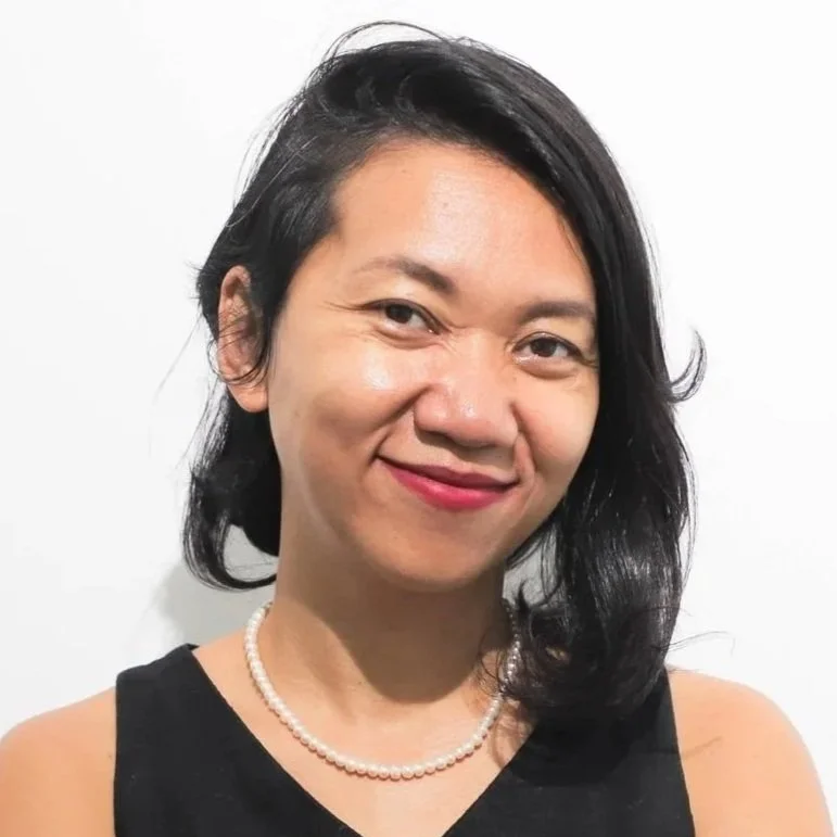 Sovattha Headshot-2.jpg