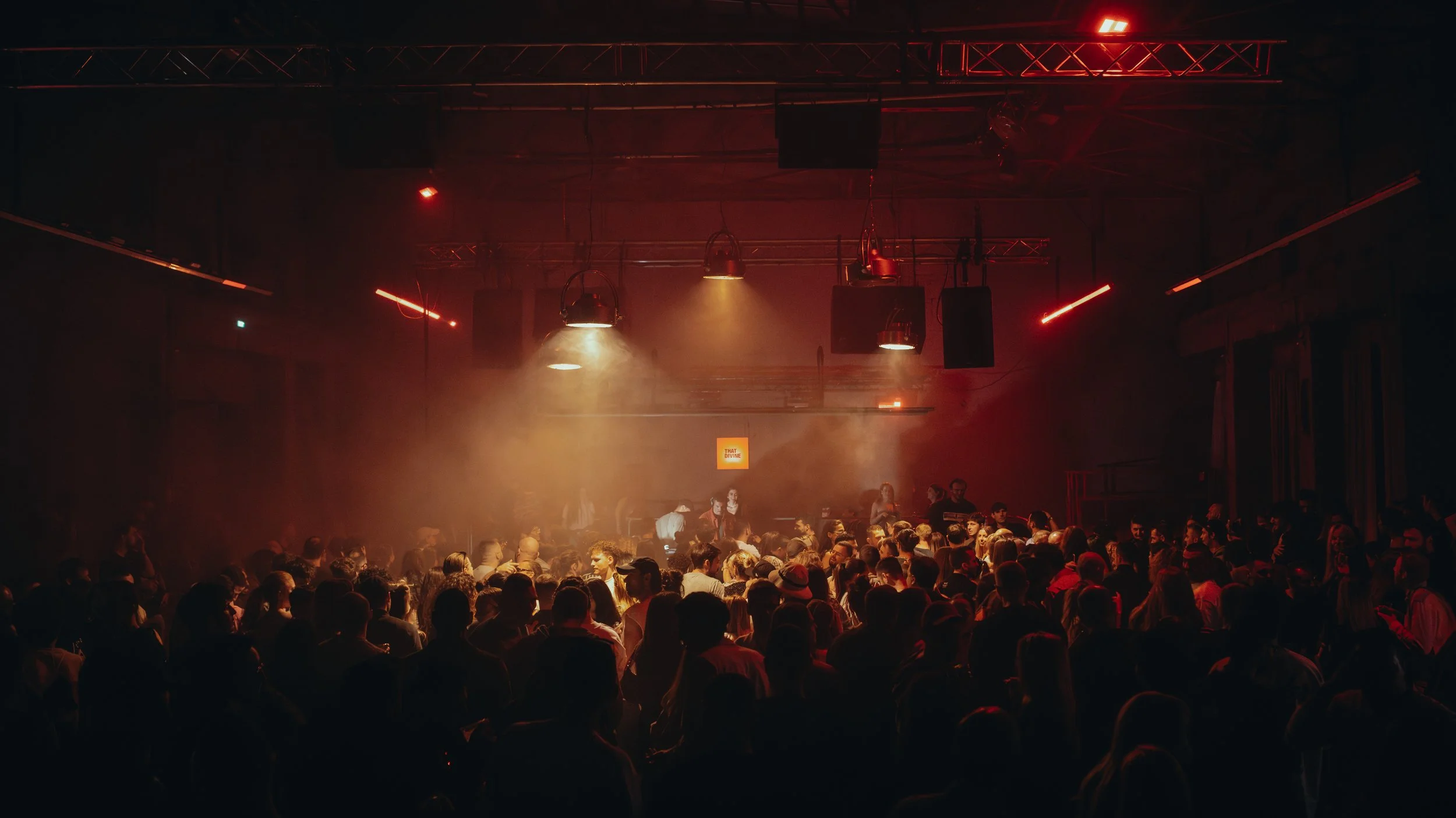THAT DVINE Last Dance -334.jpg