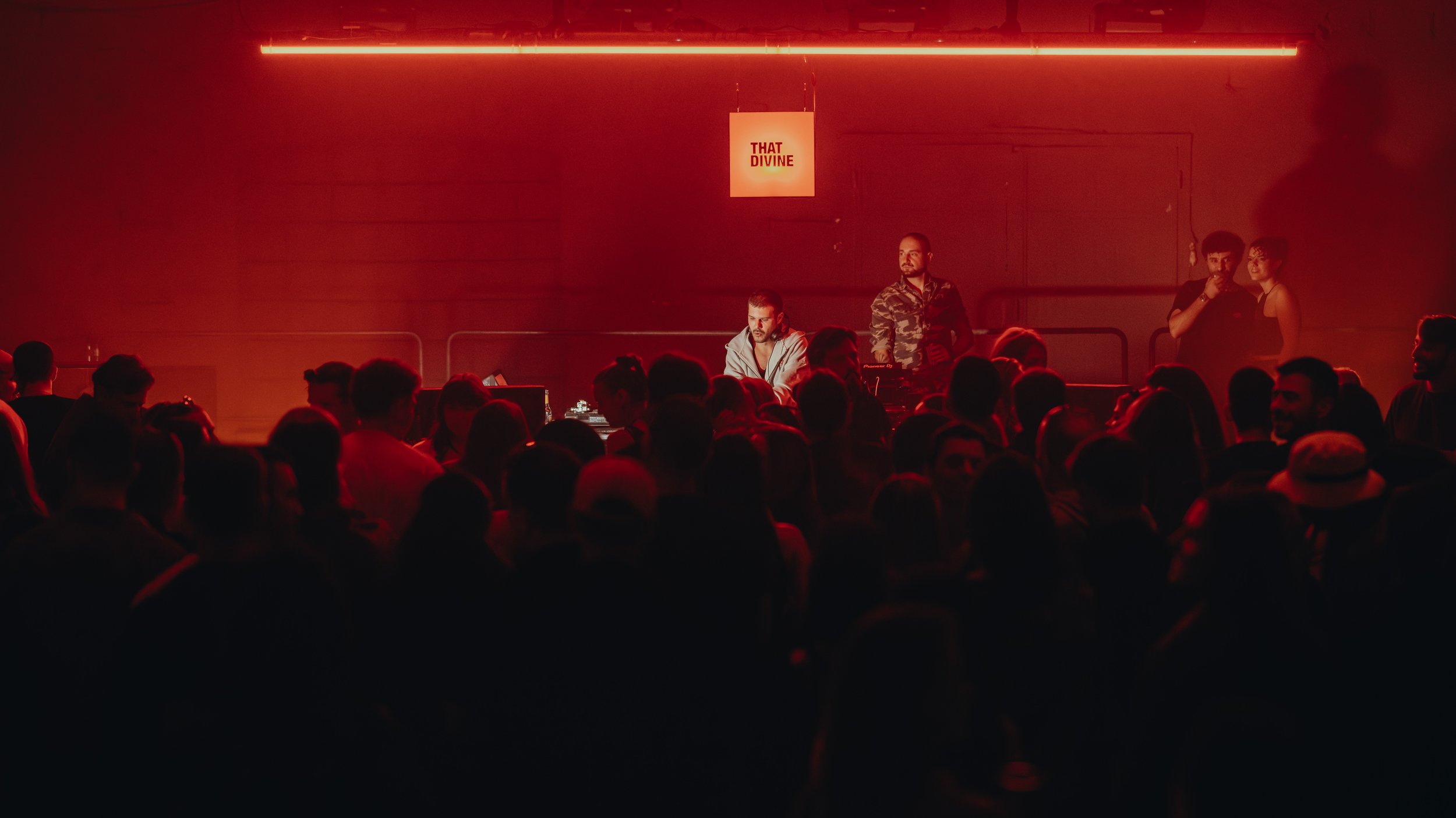 THAT DVINE Last Dance -254.jpg